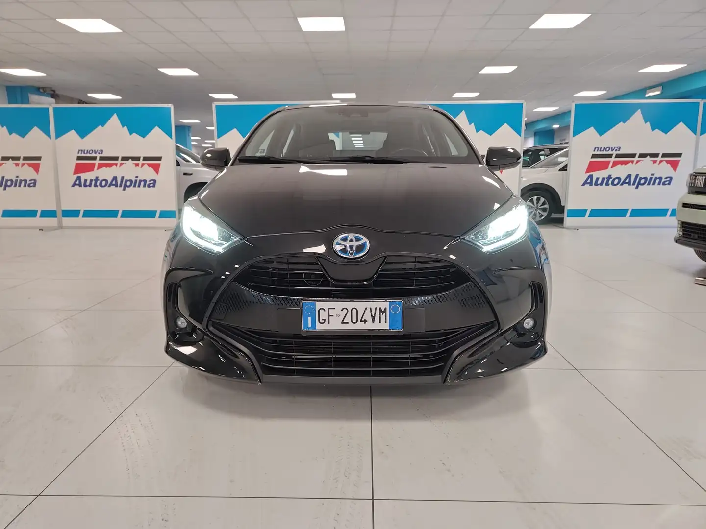 Toyota Yaris 1.5h Trend Noir - 2