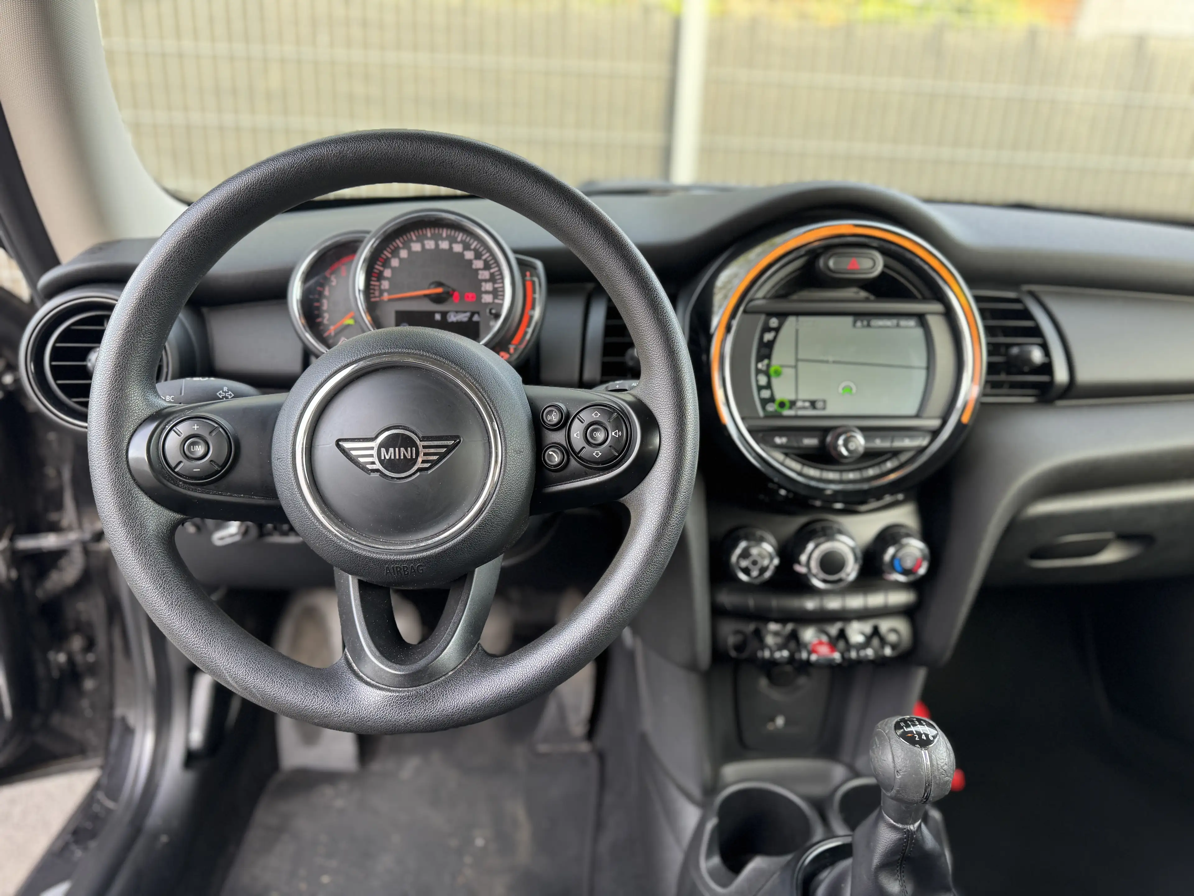 MINI One D — photo 8