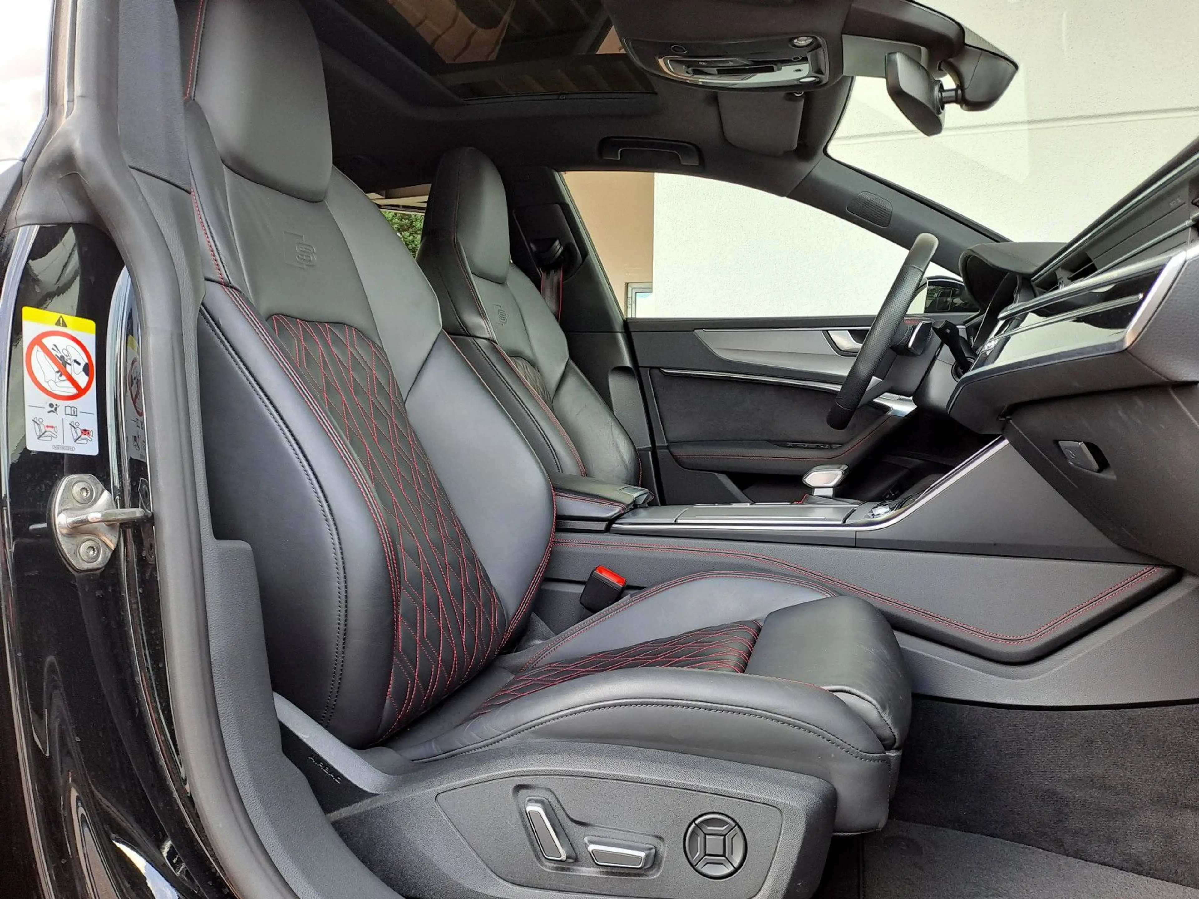 Audi A7 Sportback 55 TFSI e S tronic quattro S line — photo 13