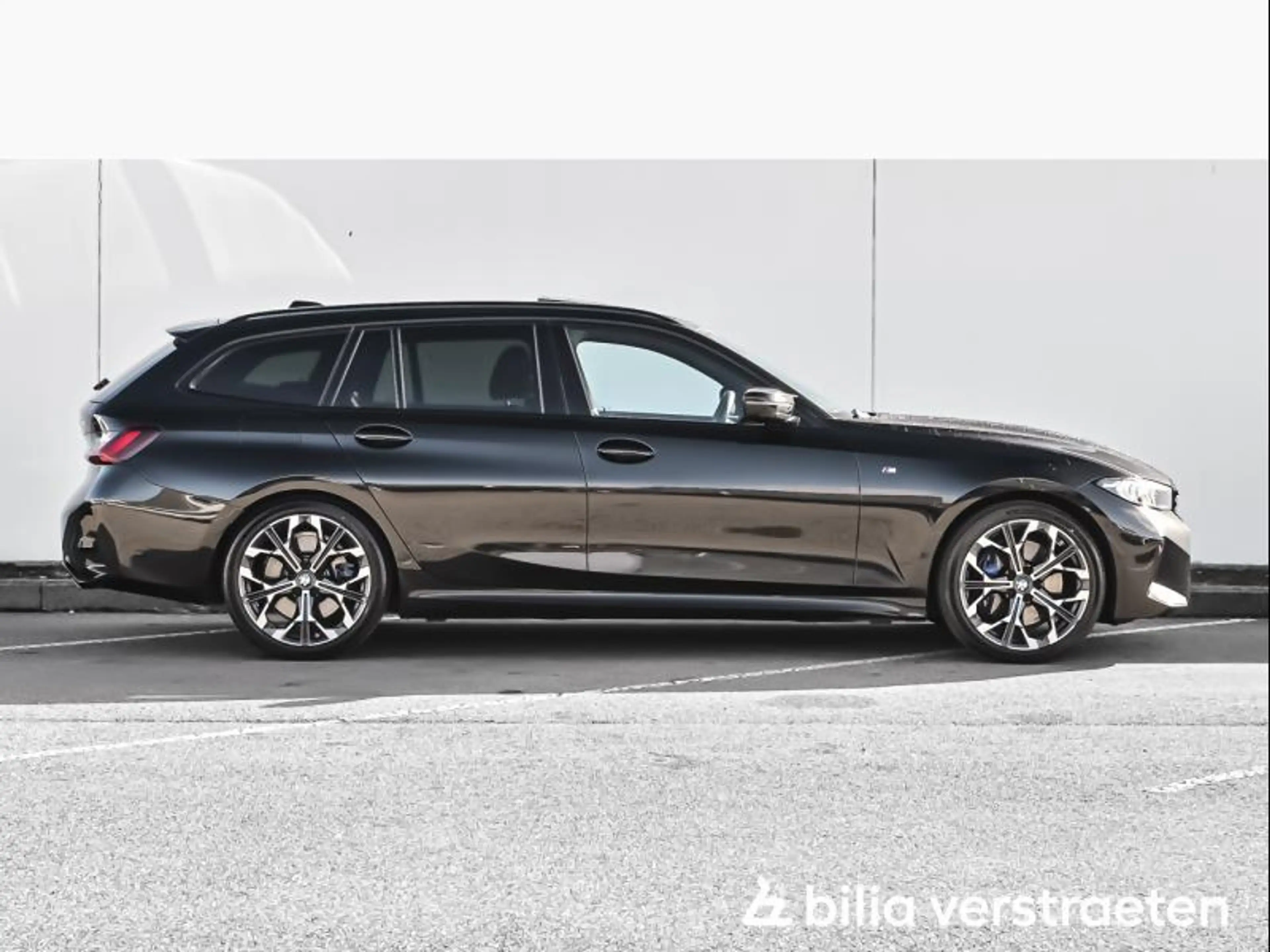 BMW 340 Mi xDrive - PANO - TRKHK - HIFI - 360 — photo 3