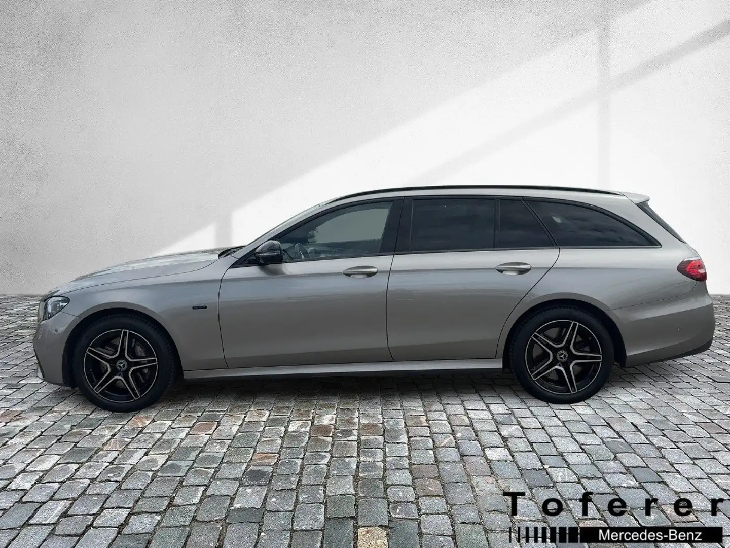 Mercedes-Benz E 300 de T-Modell PTS Shz FAP eHeck Ambi AMG Pano Silber - 2