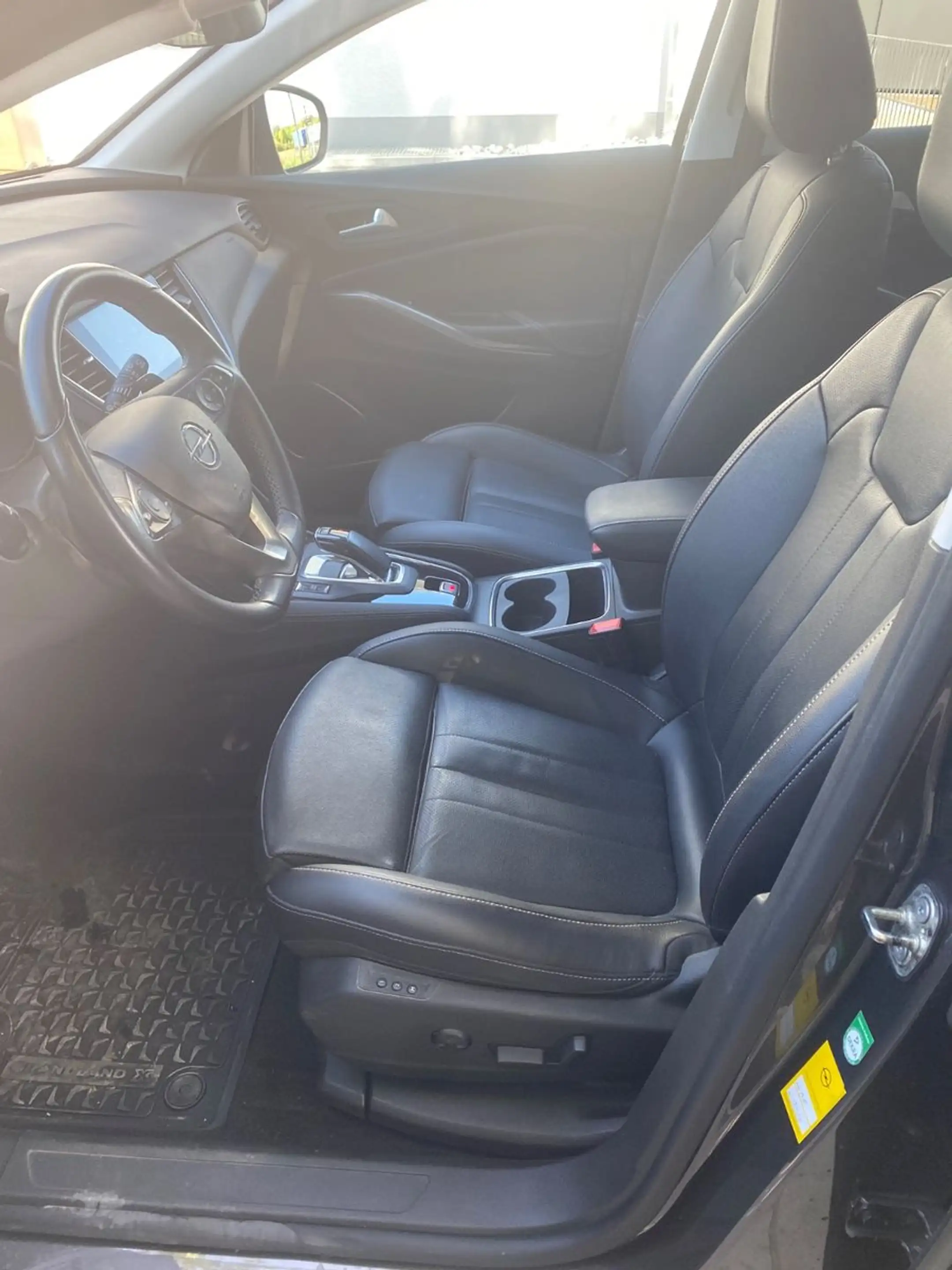 Opel Grandland X Ultimate — photo 13
