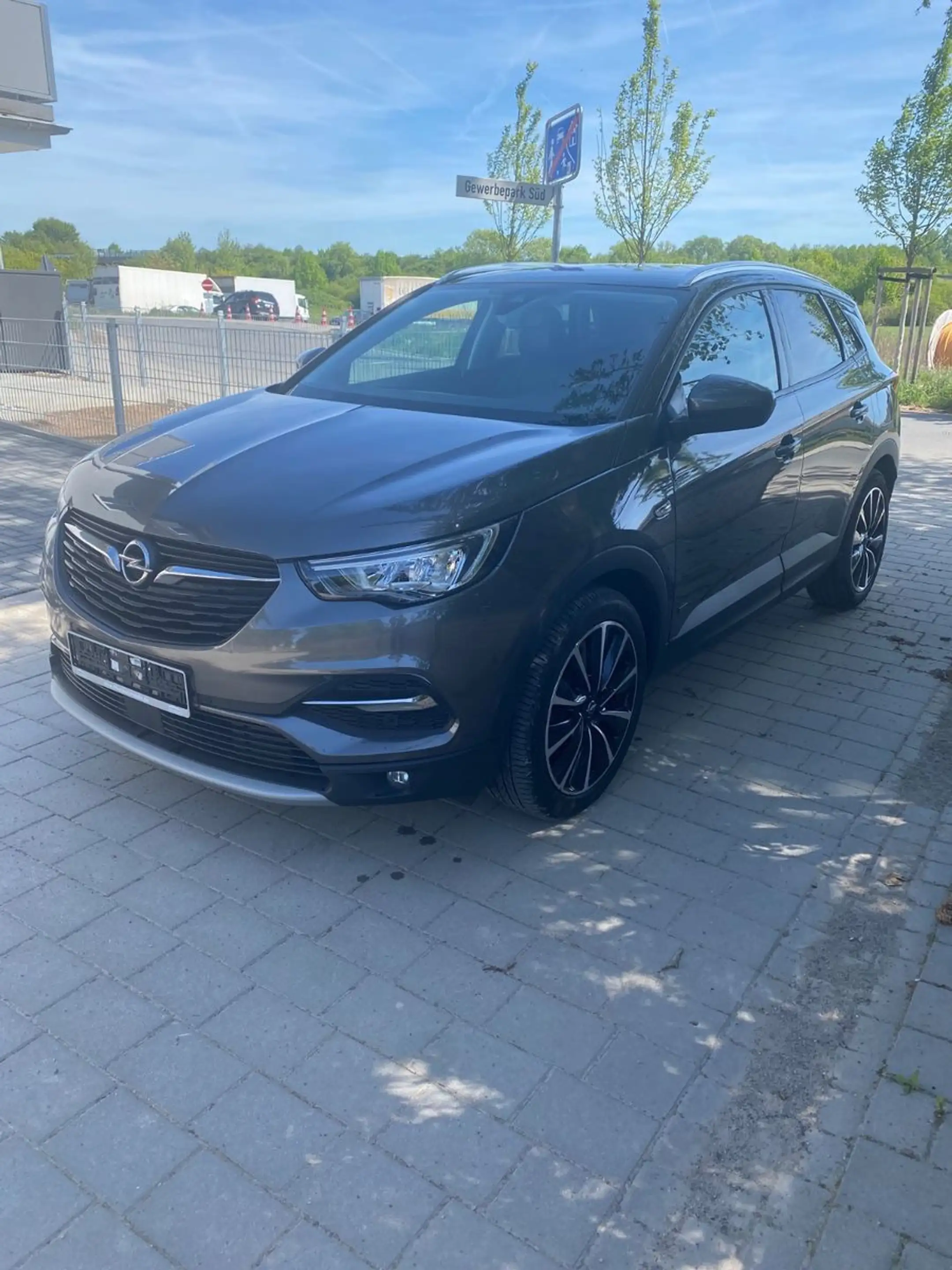 Opel Grandland X Ultimate — photo 2