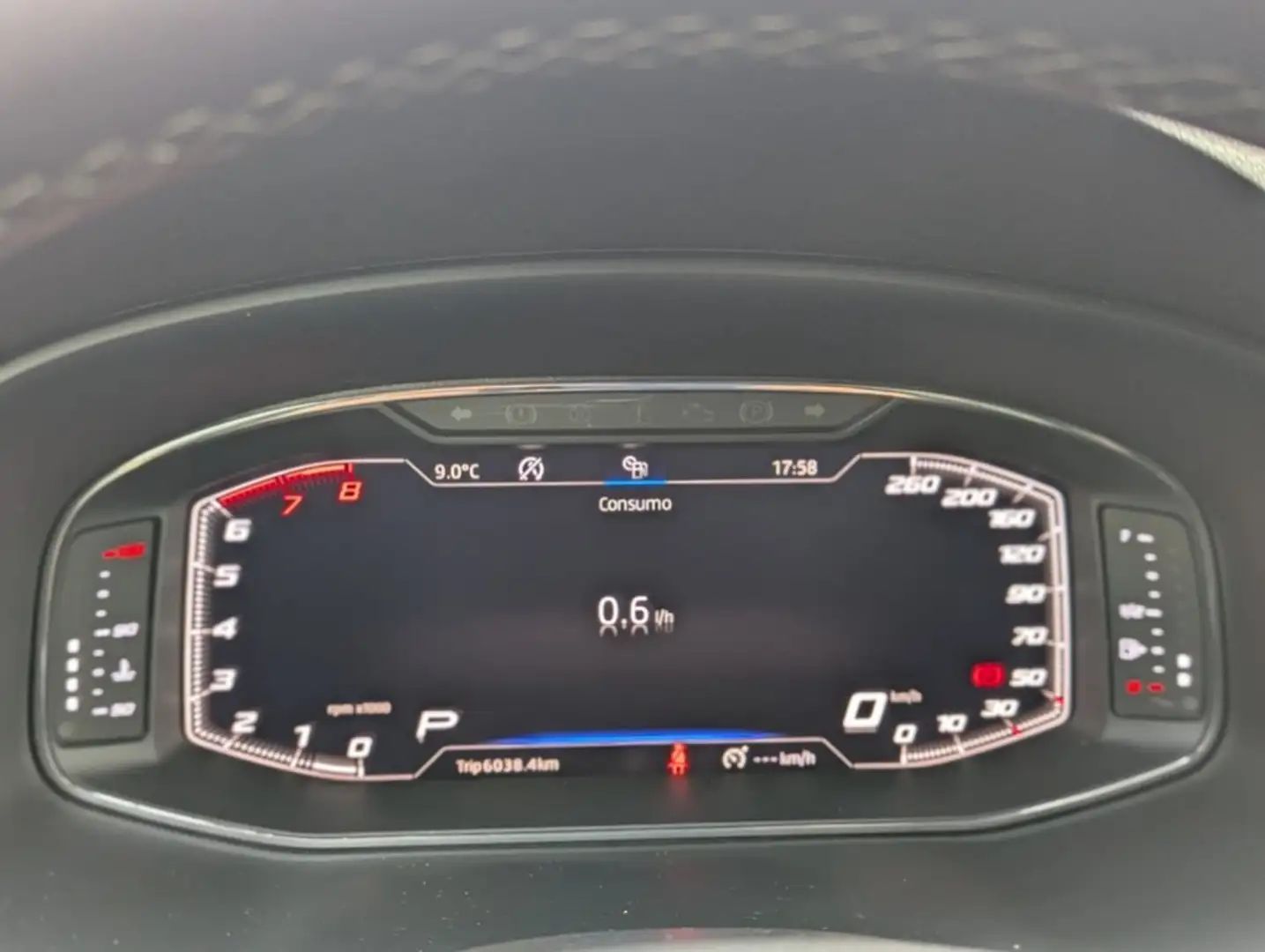 SEAT Leon ST 1.5 eTSI S&S Xcellence DSG-7 150 Gris - 1