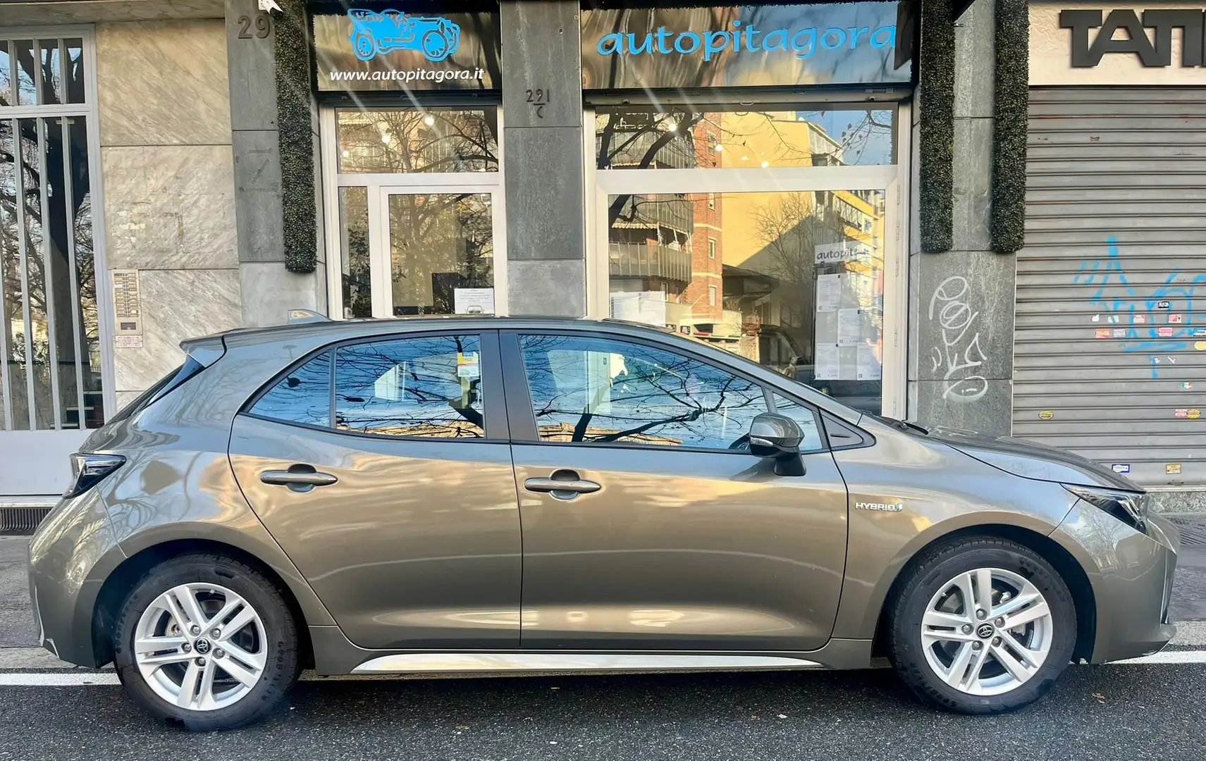 Toyota Corolla Corolla XII 2019 1.8h Business cvt Grigio - 1