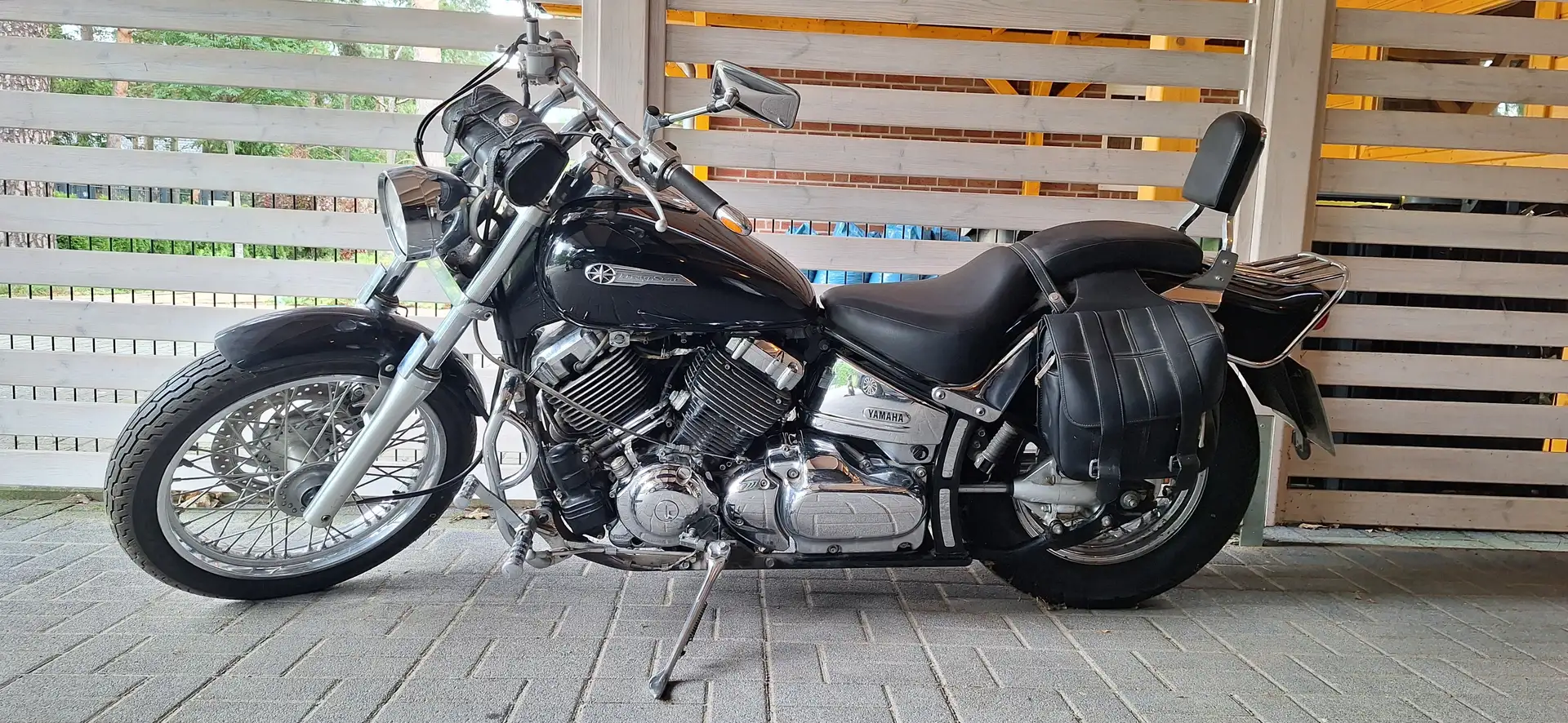 Yamaha XVS 650 Dragstar Negro - 1