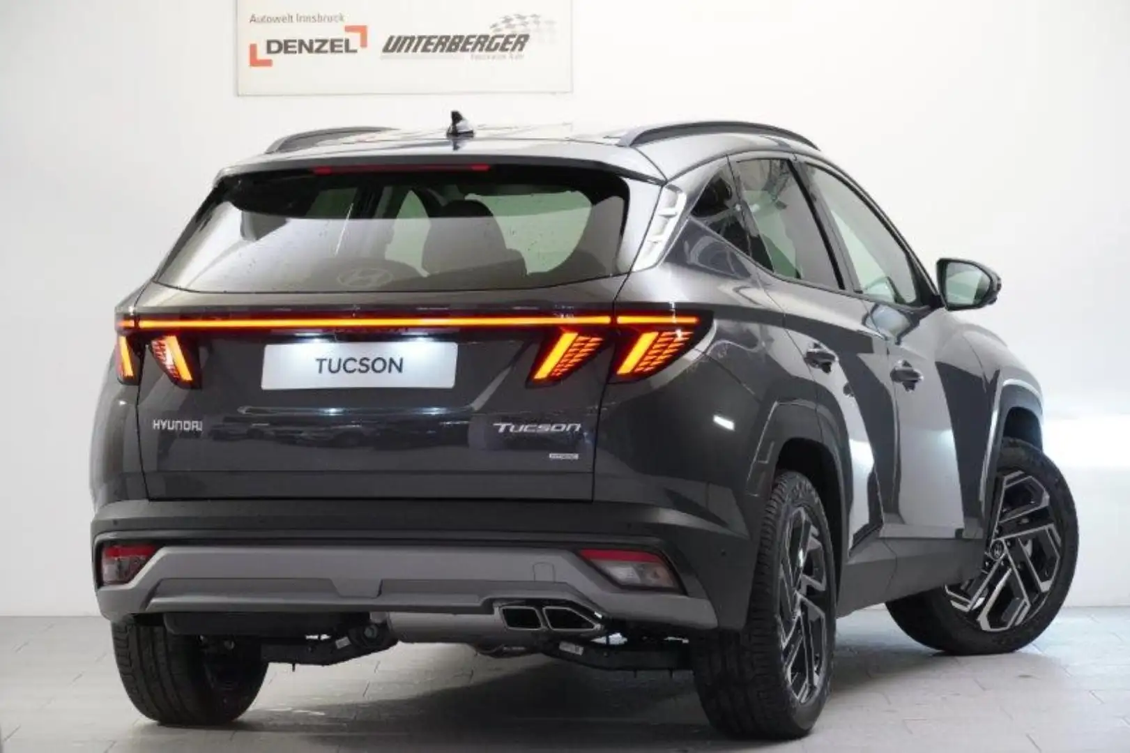 Hyundai TUCSON NX4 Prestige Line 1,6 CRDi 4WD 4 abz. Superbonus D Grau - 2