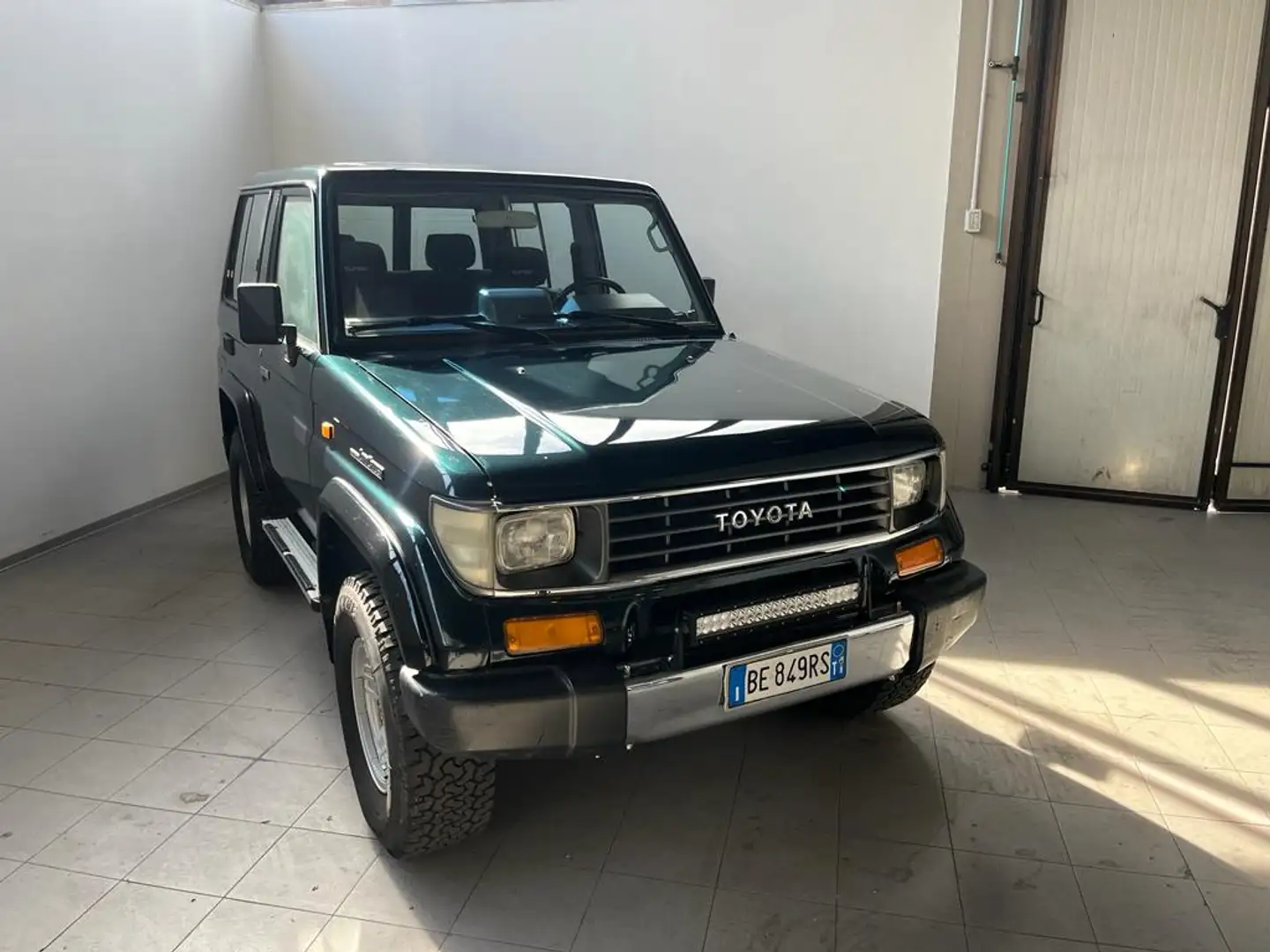 Toyota Land Cruiser Land Cruiser kzj70 3p 3.0 td autocarro Grün - 2