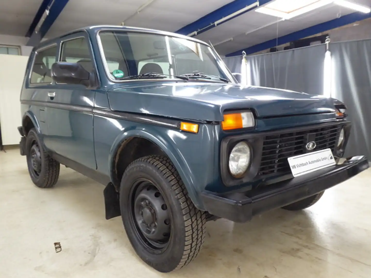 Lada Niva 4x4 1.7 Only *AHK* Verde - 1