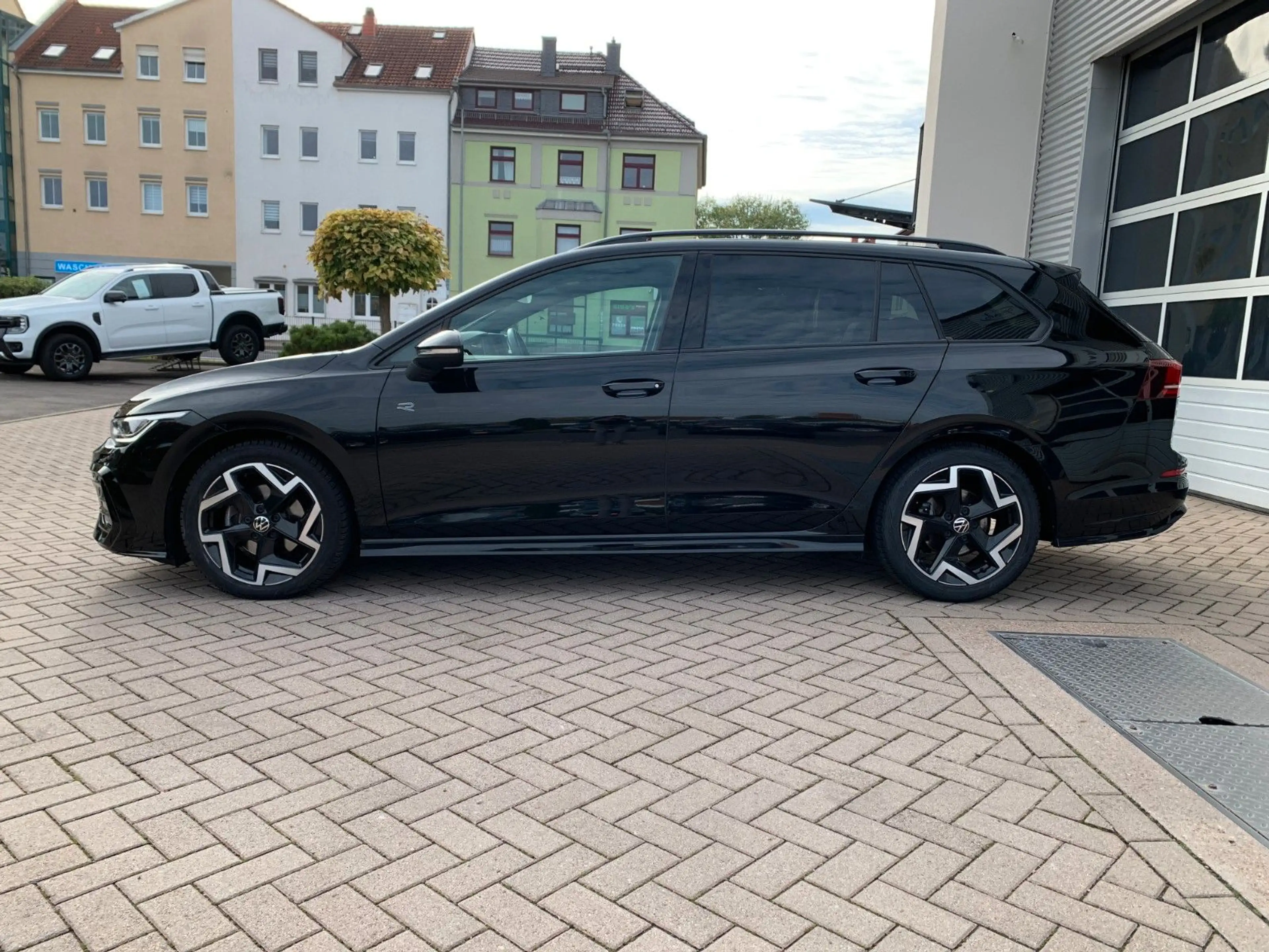Volkswagen Golf 1.5 eTSI Variant R-Line ACC+Lenkradhzg.+RFK — photo 8