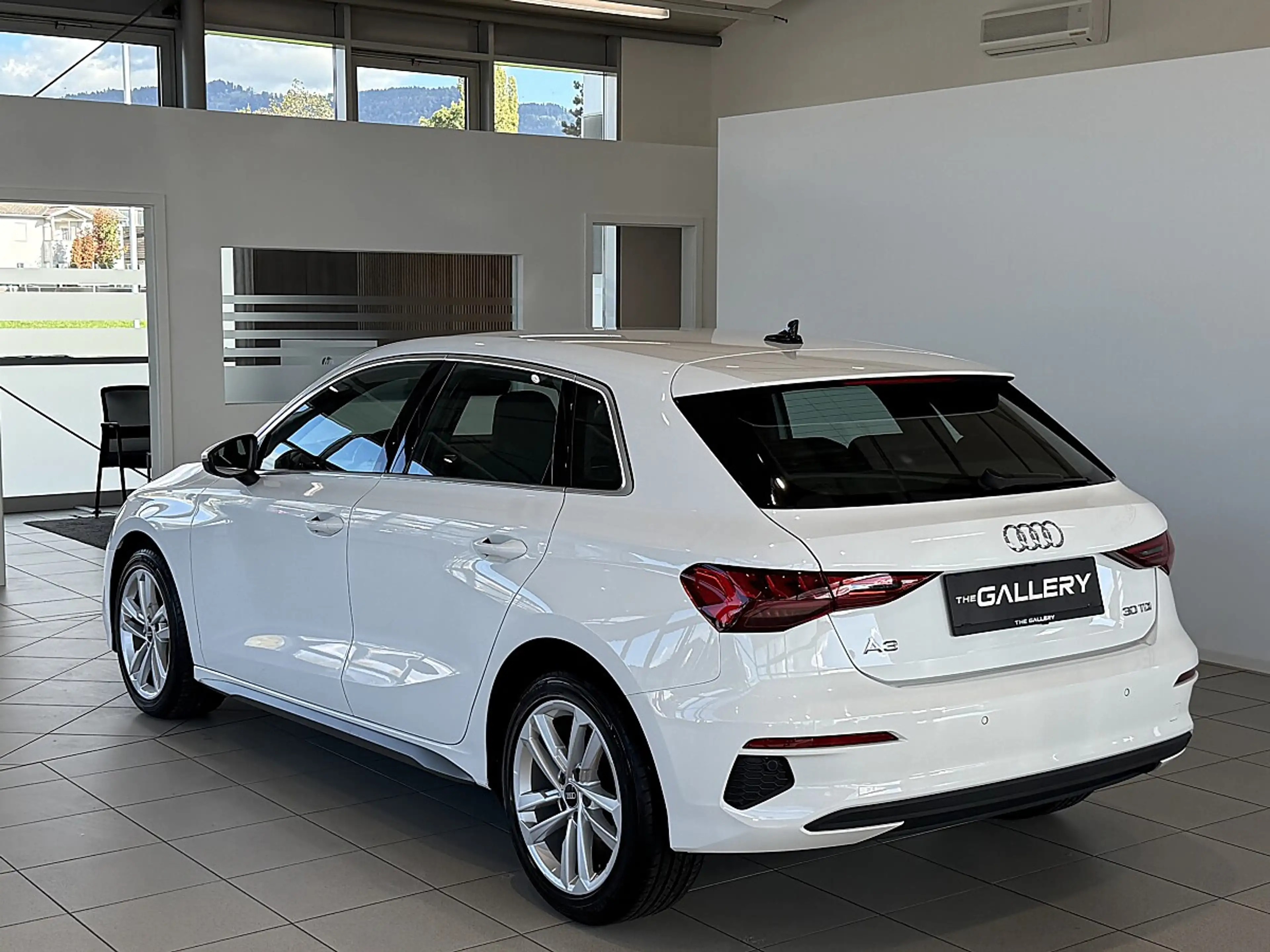 Audi A3 SB 30 TDI*Spur*Virtual*Induktionsladen — photo 7