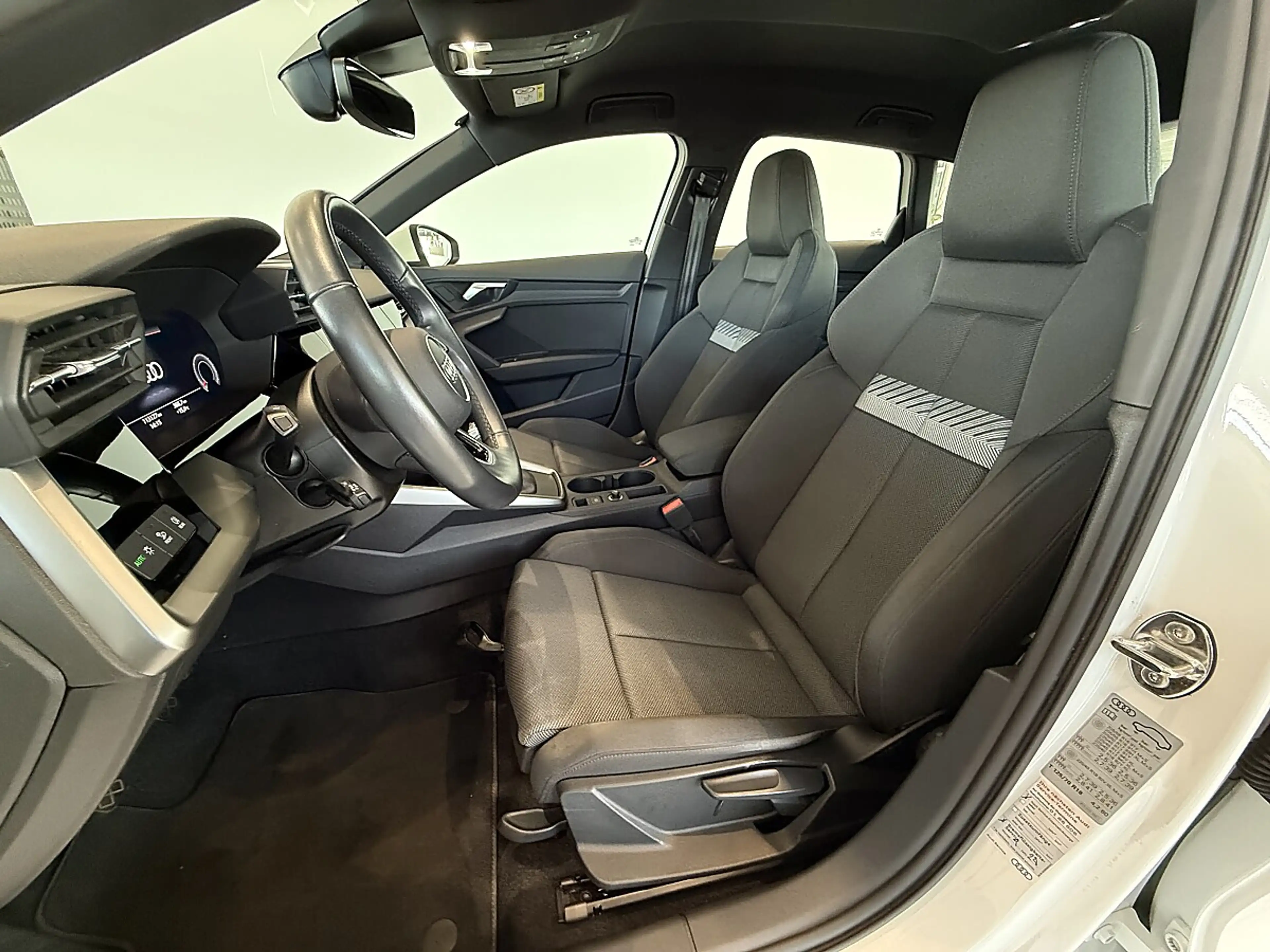 Audi A3 SB 30 TDI*Spur*Virtual*Induktionsladen — photo 11