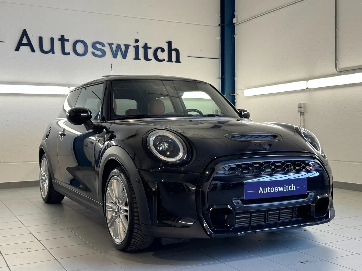 MINI Cooper S - Pano/ActCruise/DA/CarPlay/Keyless/Cam/Stuurverw. Noir - 1
