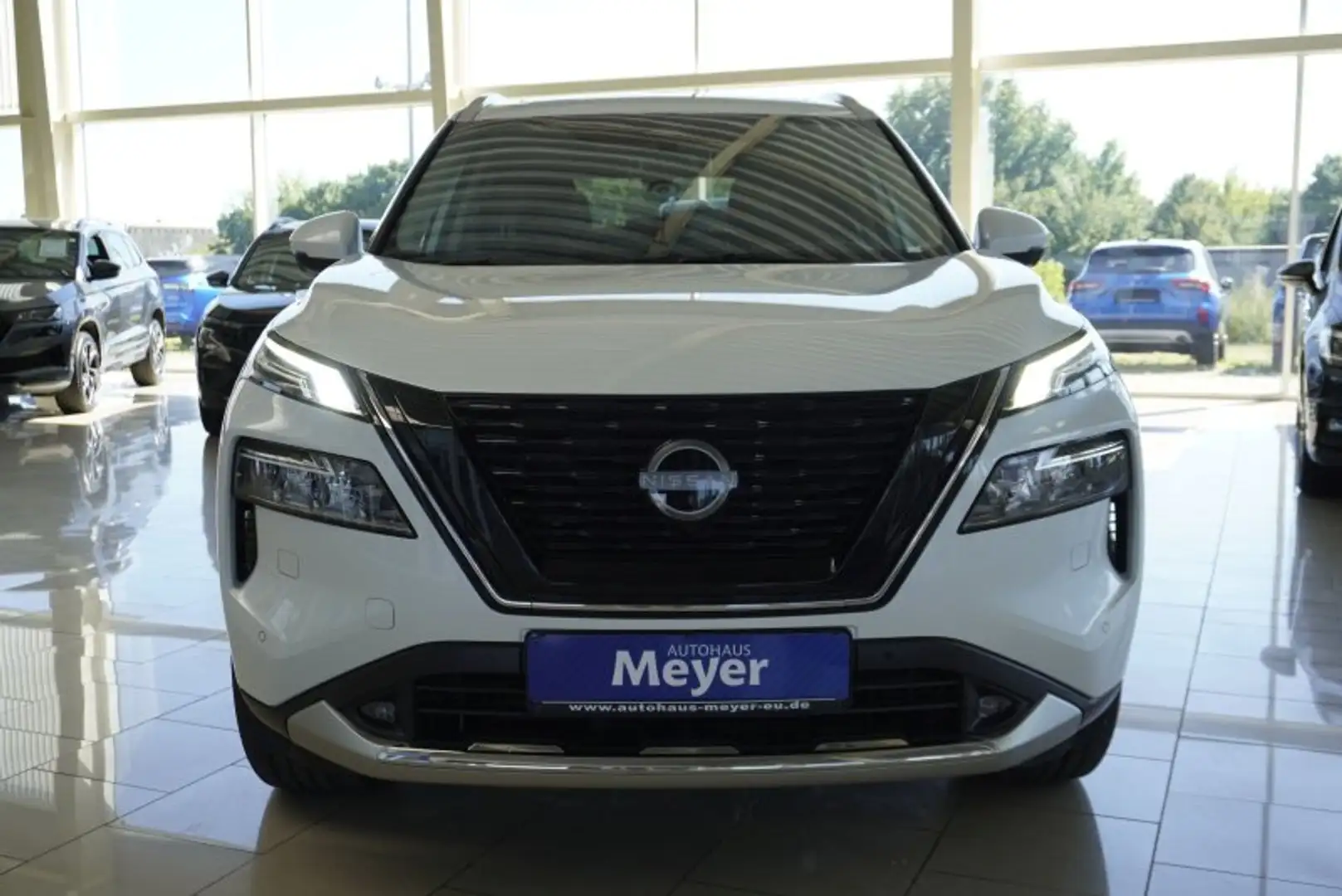 Nissan X-Trail Tekna+ 1.5 VC-T e-POWER e-4ORCE UPE=59000 Euro Weiß - 2