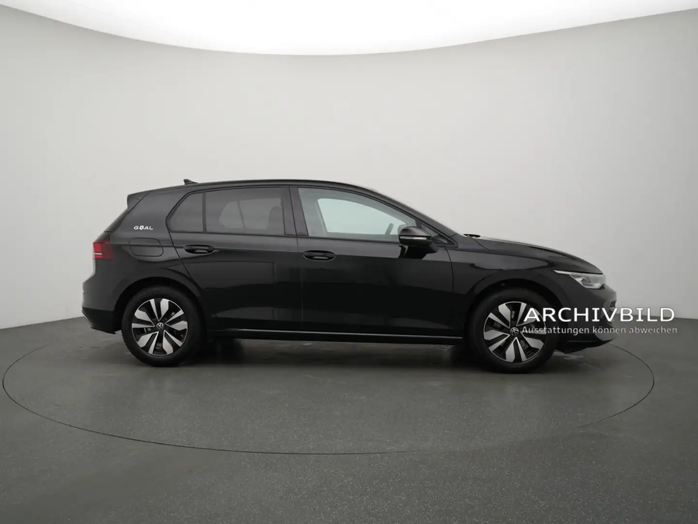 Volkswagen Golf VIII Goal DSG NAVI VIRT AHK ACC KAM SHZ Schwarz - 2