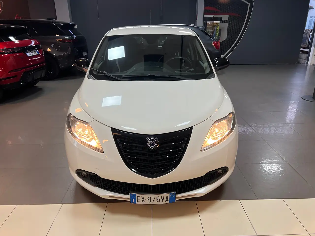 Lancia Ypsilon