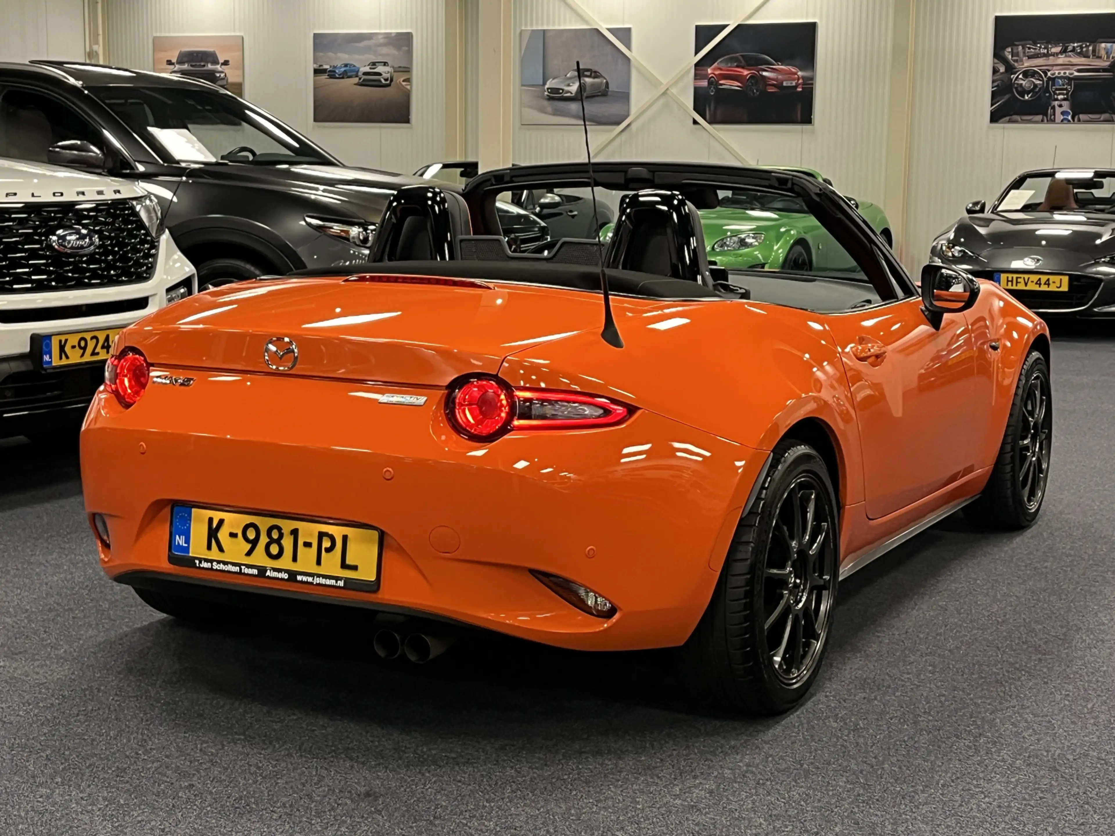 Mazda MX-5 ND Roadster 2.0 SkyActiv-G 184PK 30th Anniversary — photo 8
