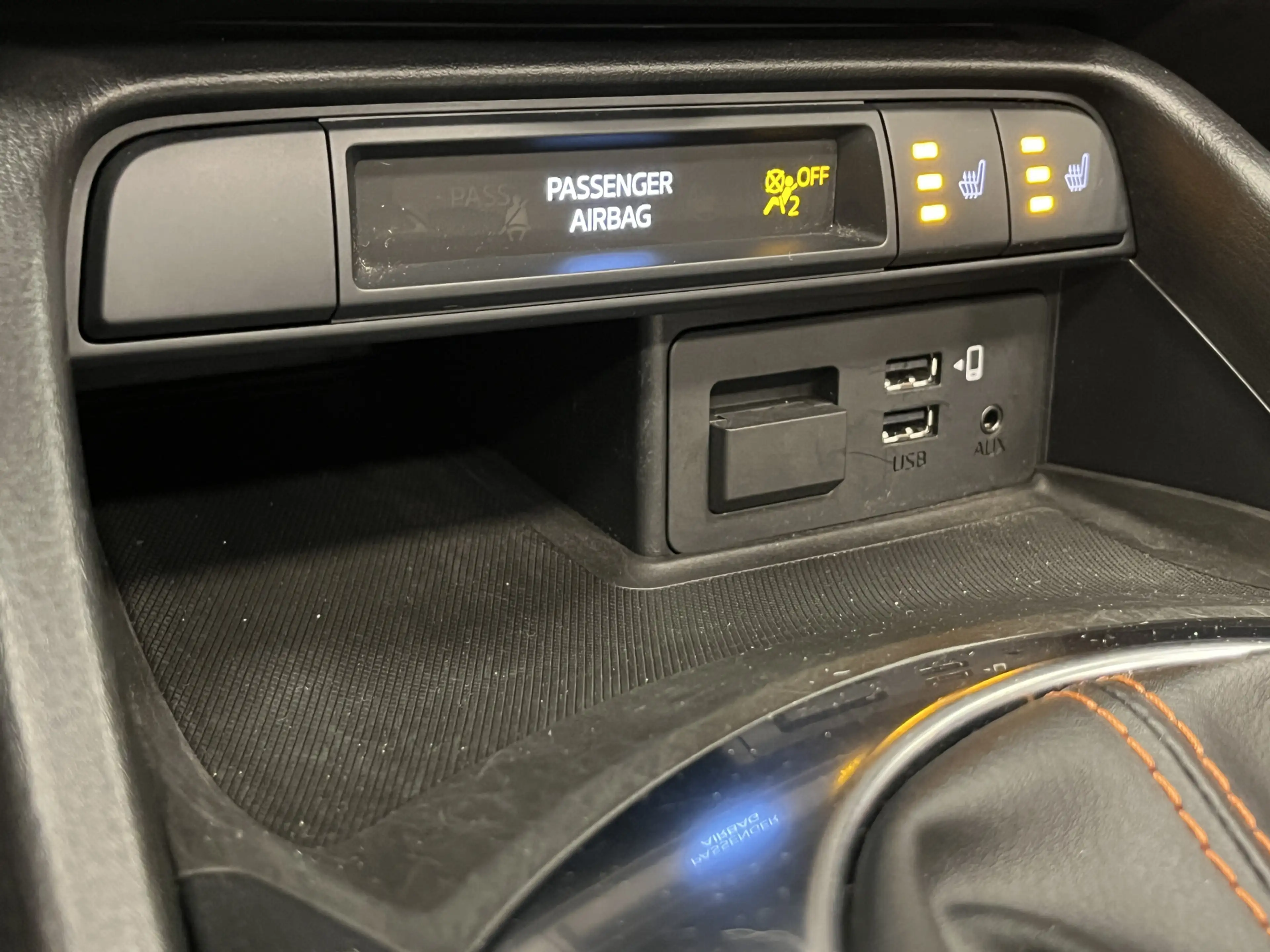 Mazda MX-5 ND Roadster 2.0 SkyActiv-G 184PK 30th Anniversary — photo 47