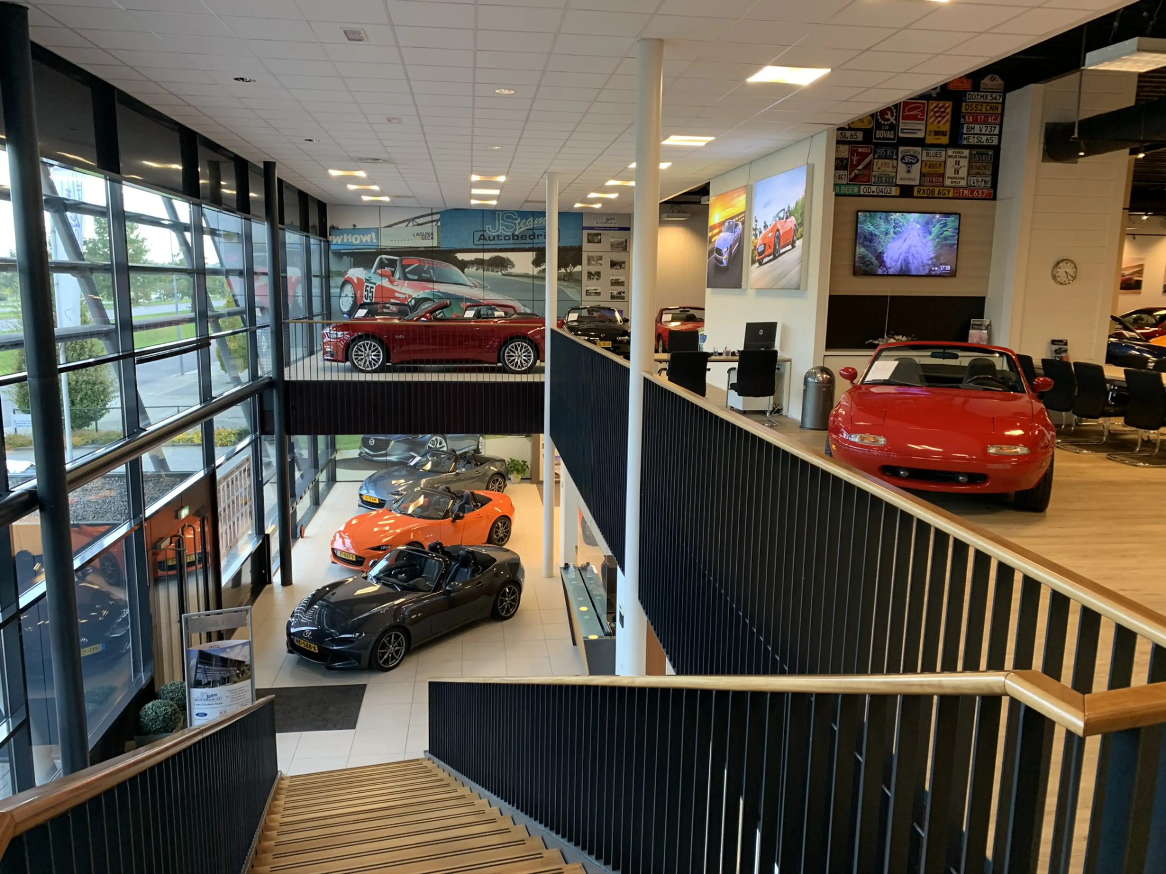 Mazda MX-5 ND Roadster 2.0 SkyActiv-G 184PK 30th Anniversary — photo 20