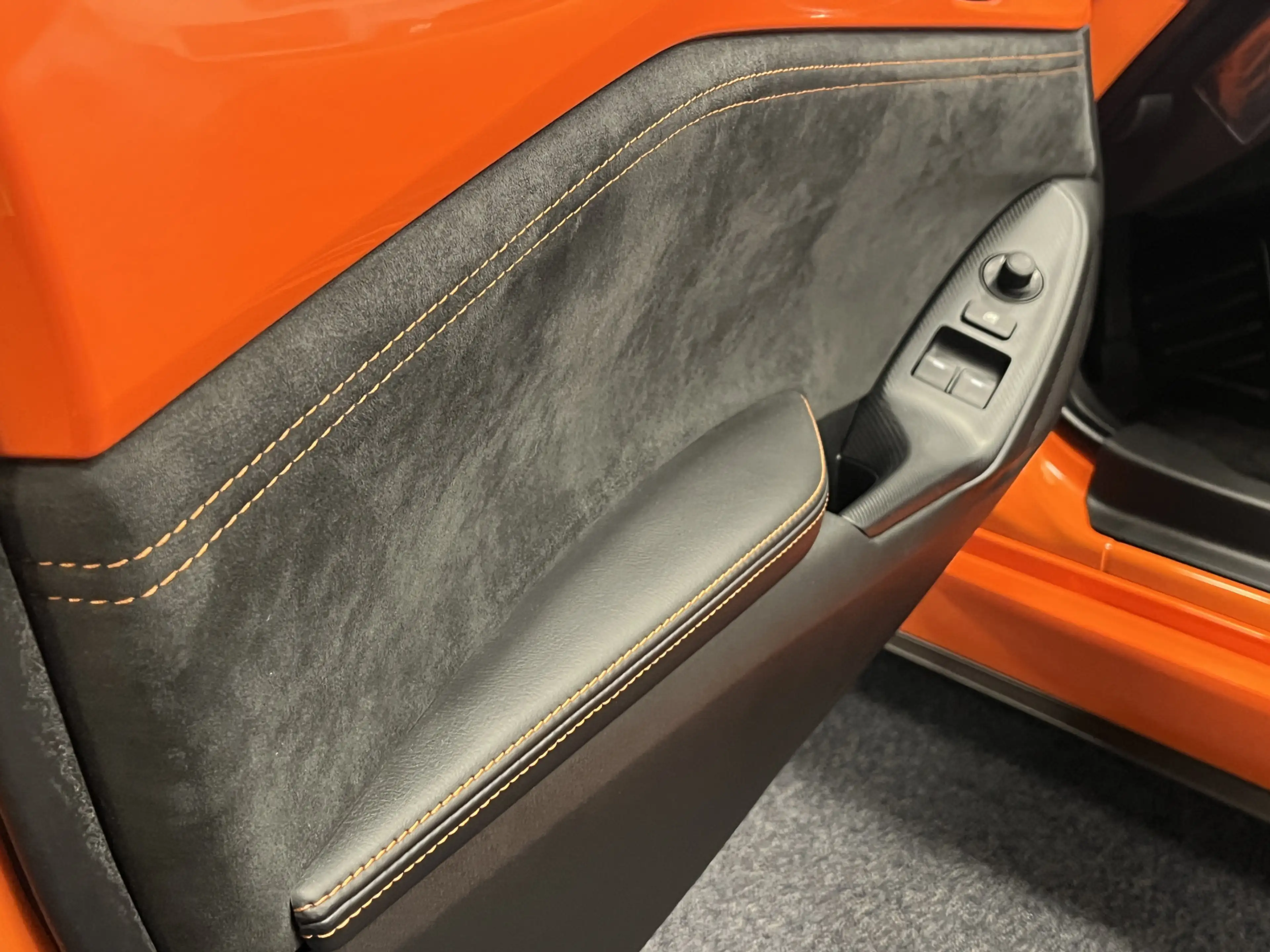 Mazda MX-5 ND Roadster 2.0 SkyActiv-G 184PK 30th Anniversary — photo 44