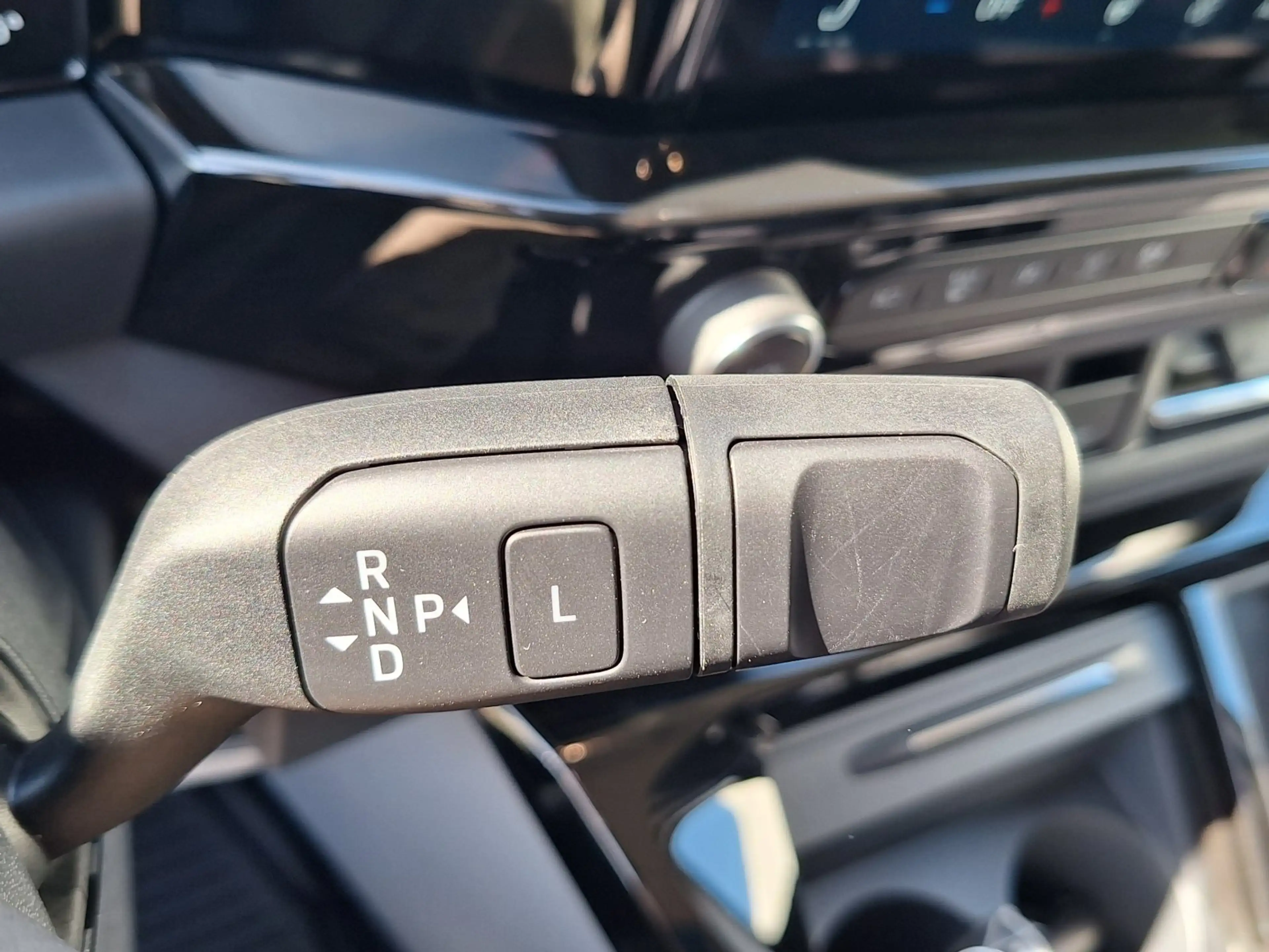 Ford Tourneo Custom Titanium X 340 L2 Plug-in Hybrid 340 L2 Tourneo Ti — photo 15