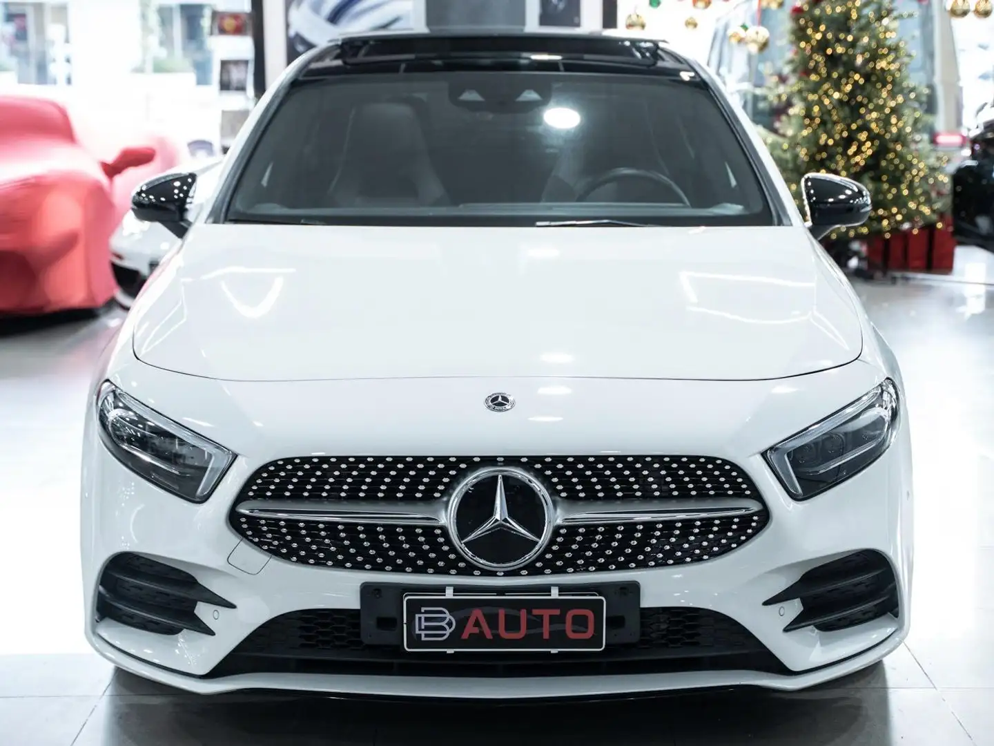 Mercedes-Benz A 180 D PREMIUM PLUS AMG TETTO PACK LUCI MULTIBEAM FULL Bílá - 2
