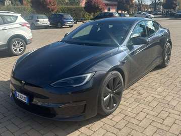 Model S Performance Tri Motor Plaid awd