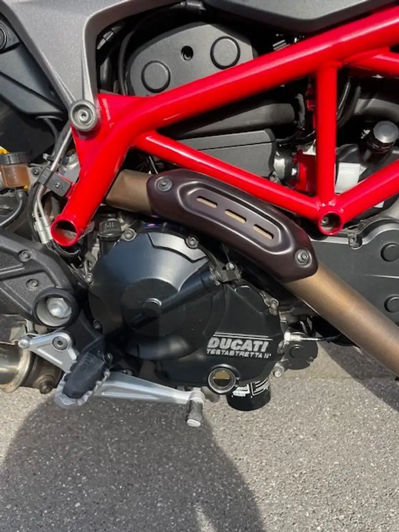 Ducati Hypermotard 821 Czarny - 2