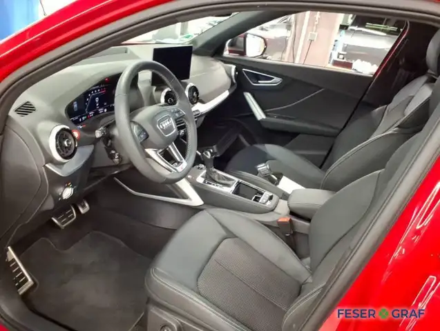 Audi SQ2 view 3