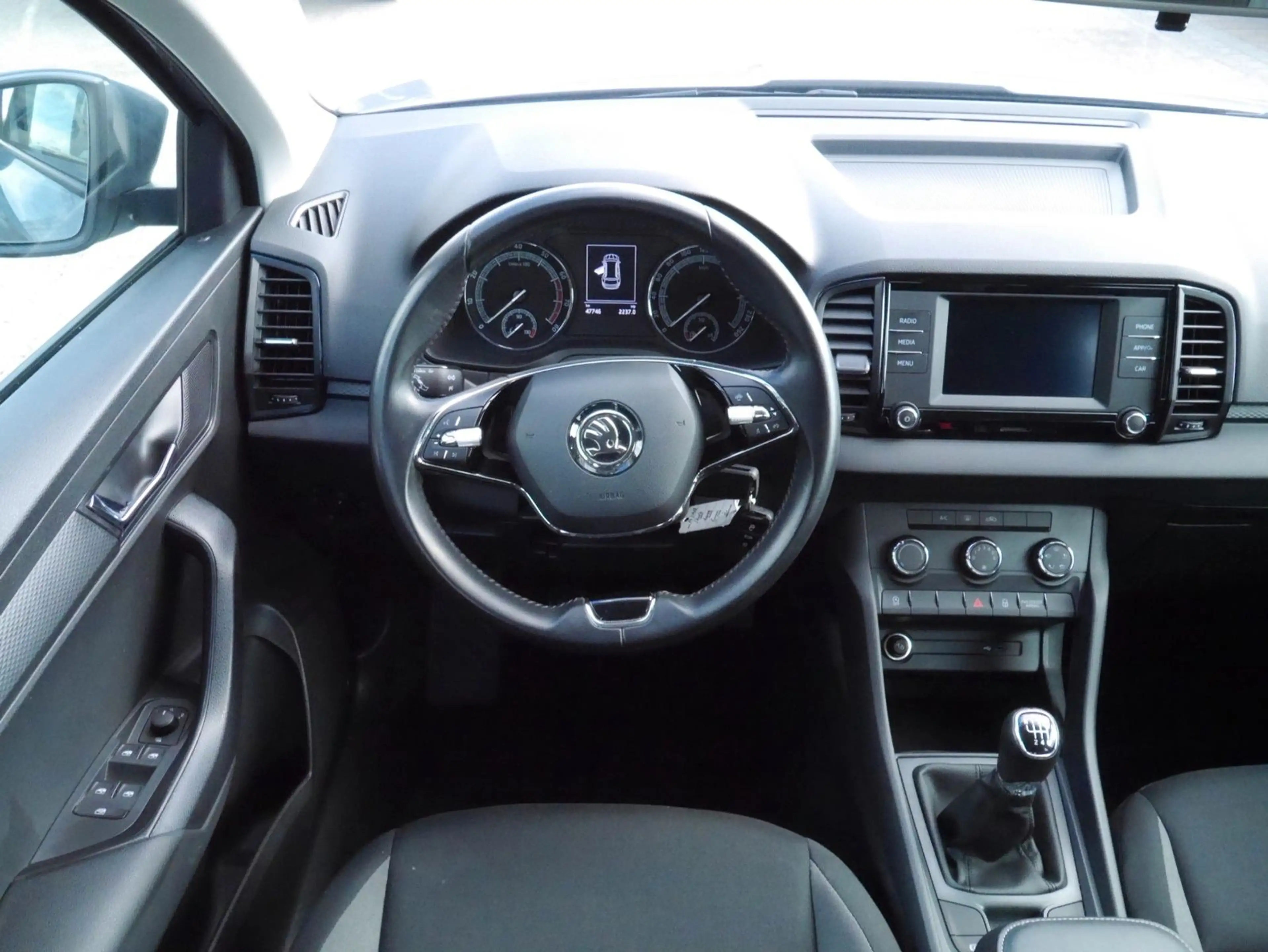 Skoda Karoq 1,0 TSI APP-Navi/PDC/Tempomat/AHK — photo 14
