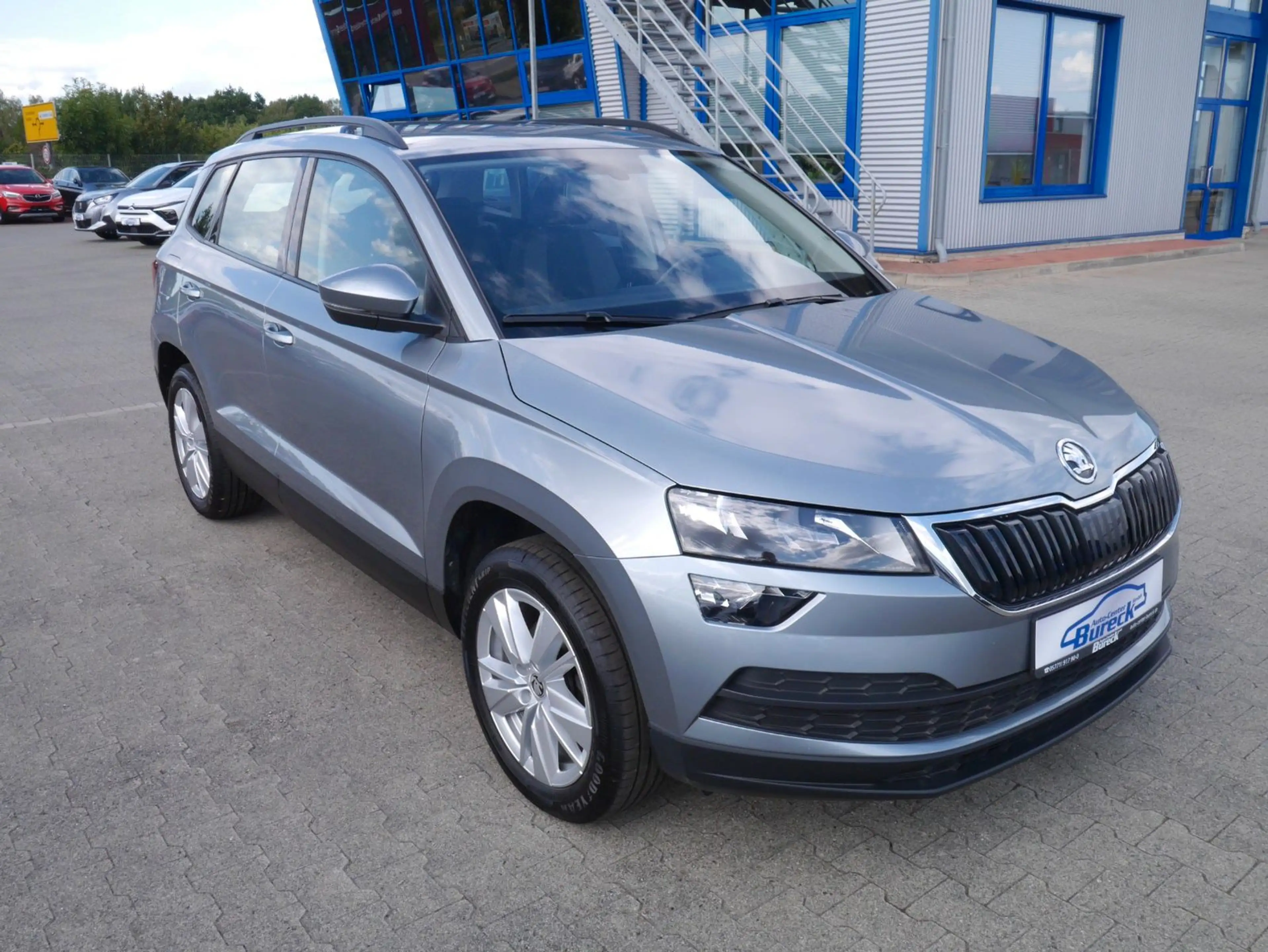 Skoda Karoq 1,0 TSI APP-Navi/PDC/Tempomat/AHK