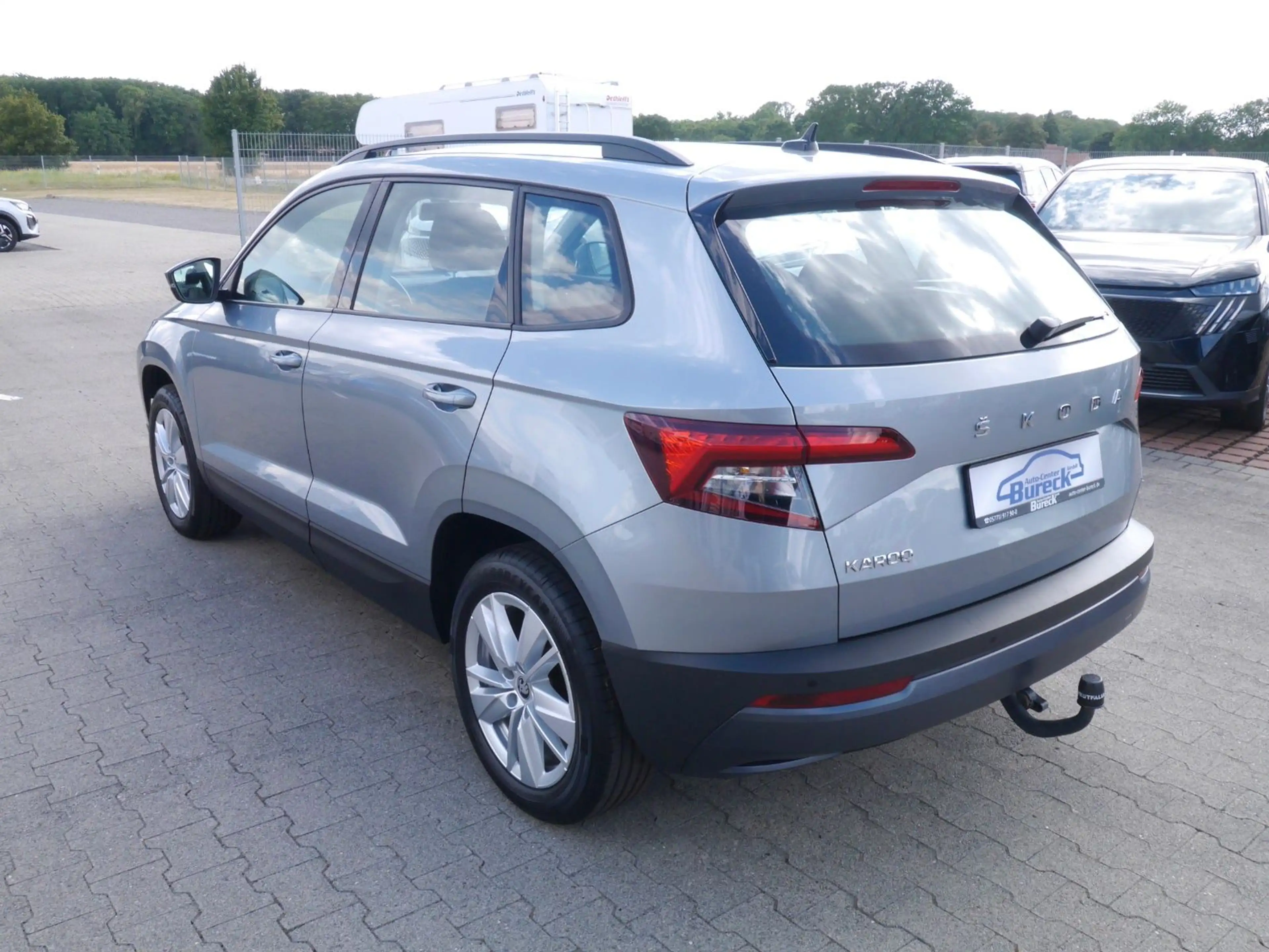 Skoda Karoq 1,0 TSI APP-Navi/PDC/Tempomat/AHK — photo 4