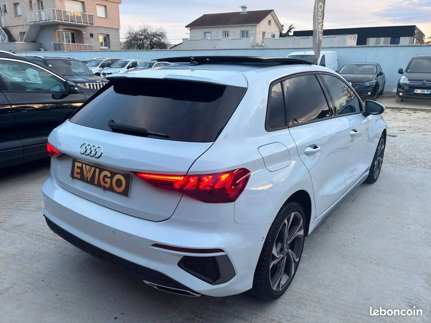 Audi A3 2.0 35 tdi 150 s-line s-tronic bva toit ouvrant camera de recul origine france Wit - 2