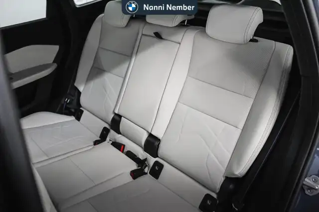 BMW X1 view 14