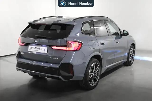 BMW X1 view 3