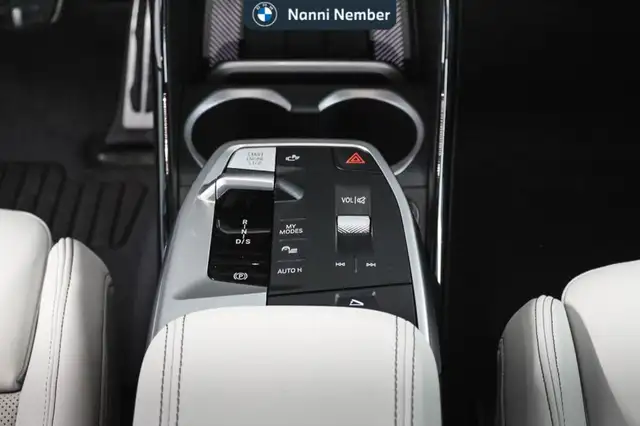 BMW X1 view 12