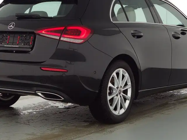 Mercedes-Benz A-Class view 3