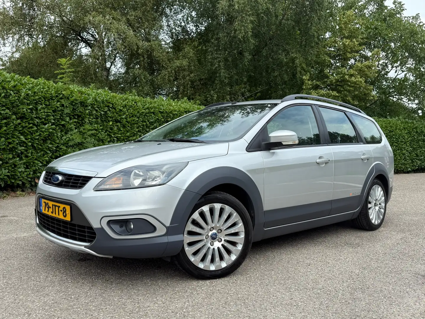 Ford Focus Wagon 1.6 X Road | Navi | 2e Eigenaar | Clima | Tr Grijs - 1