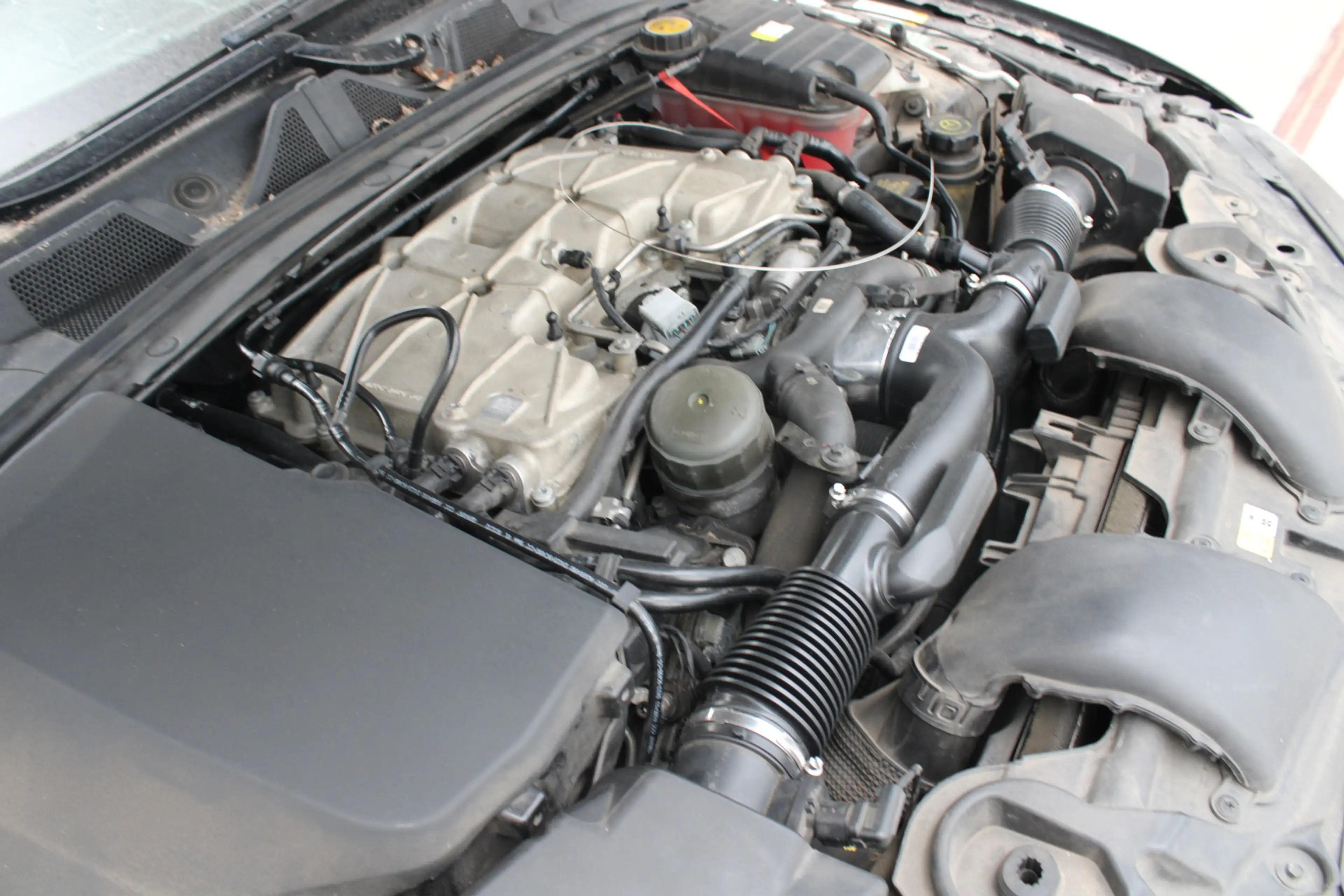 Jaguar XF 3.0 V6 AWD Premium Business Edition — photo 9