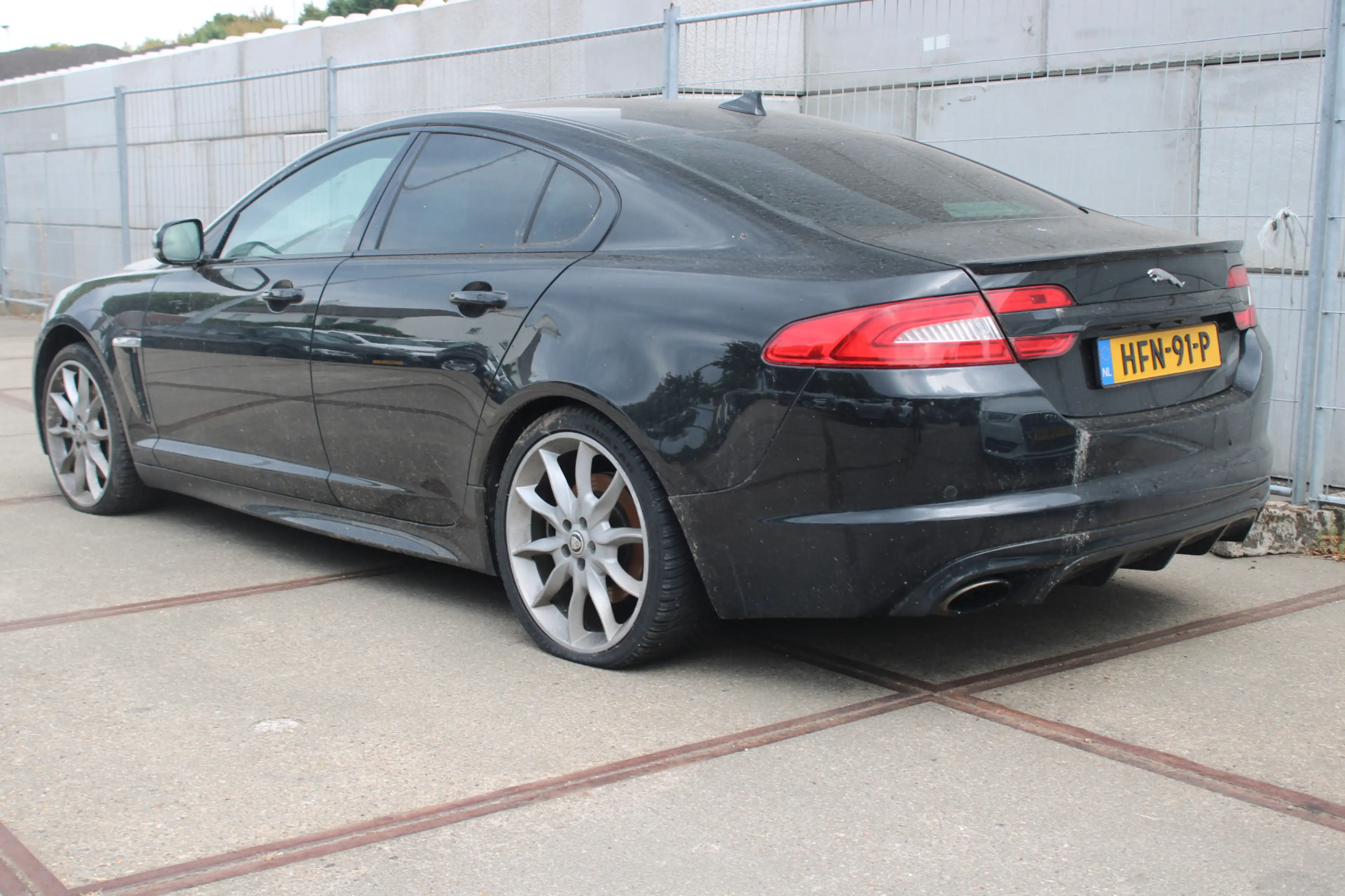 Jaguar XF 3.0 V6 AWD Premium Business Edition — photo 4