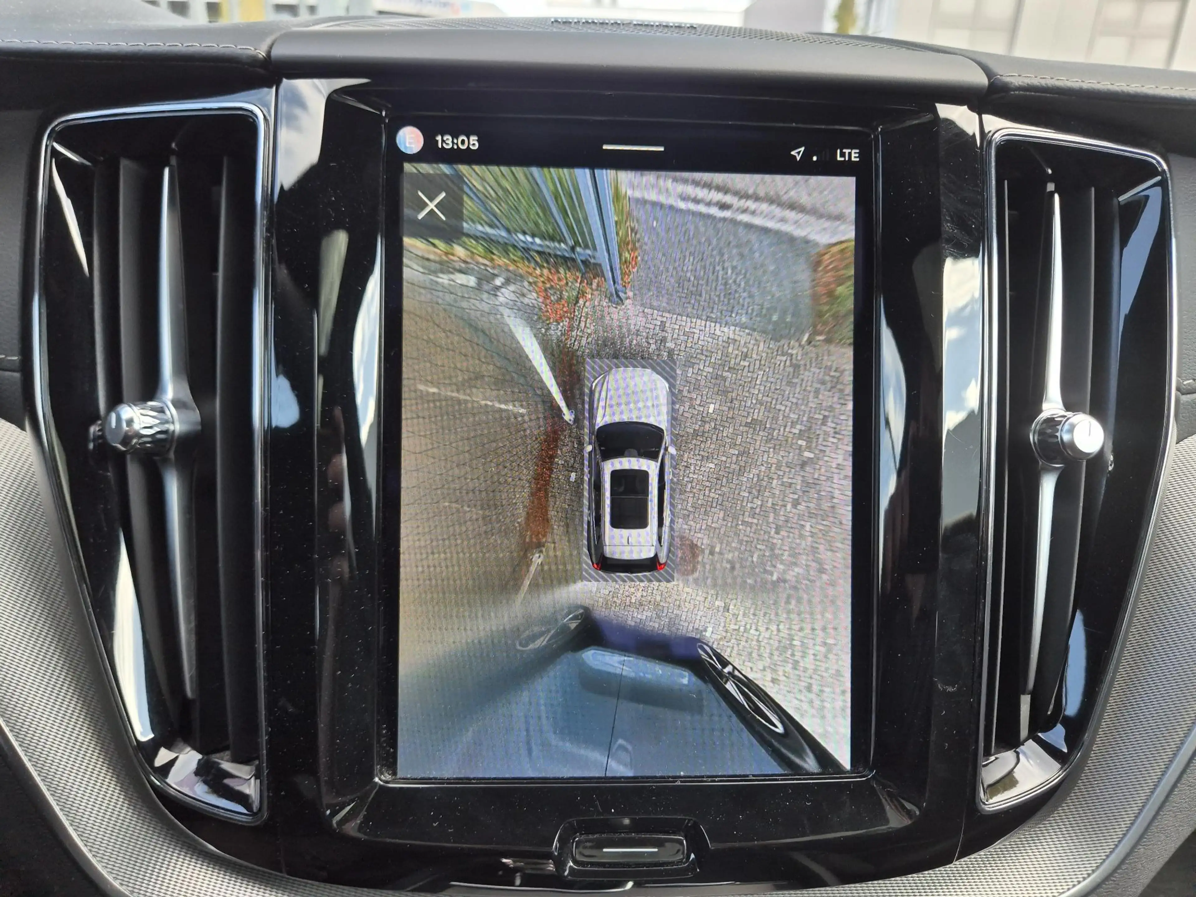 Volvo XC60 2.0 T6 Plug-in hybrid AWD Ultimate Dark 22Inch/Hea — photo 12