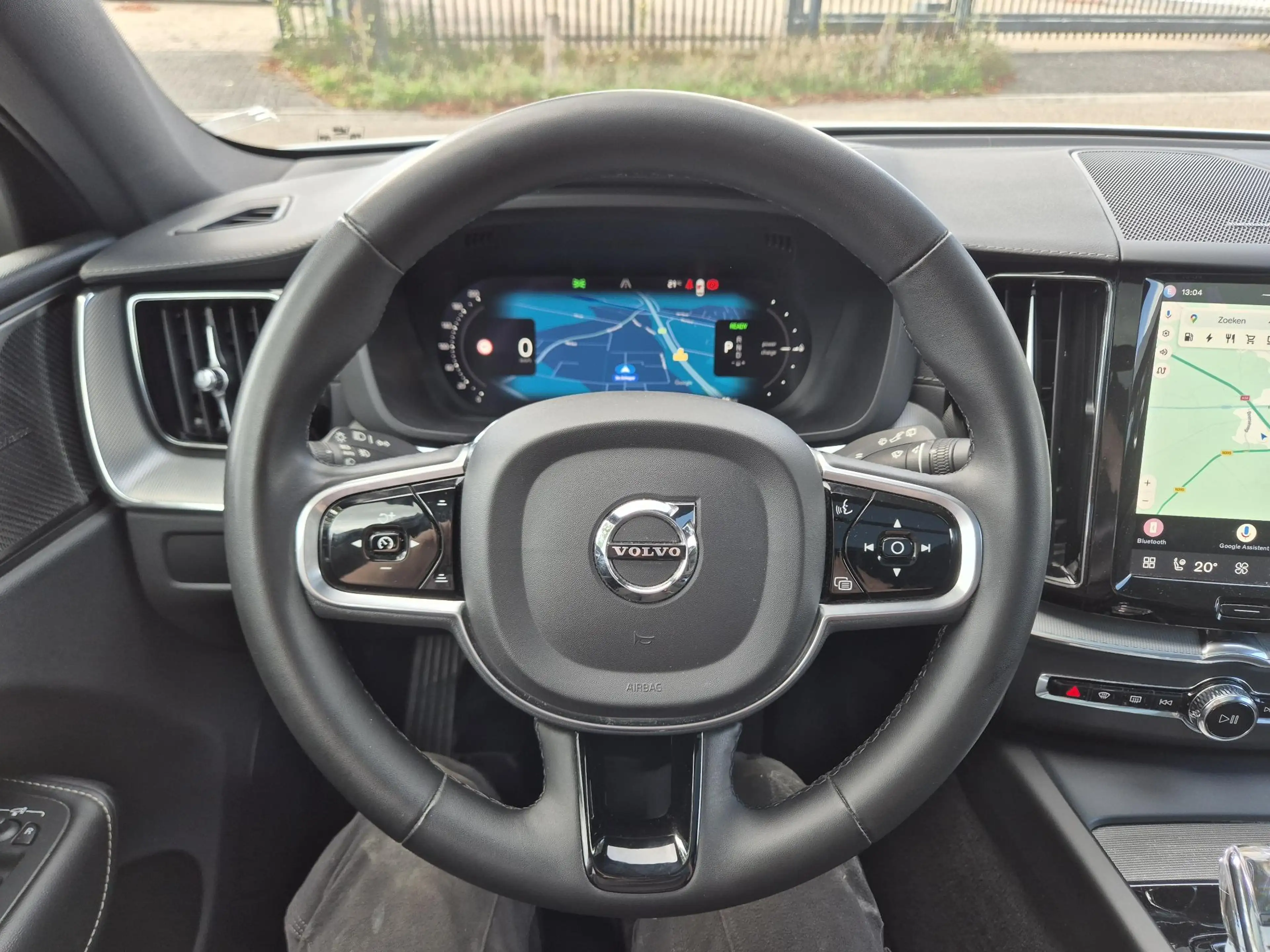 Volvo XC60 2.0 T6 Plug-in hybrid AWD Ultimate Dark 22Inch/Hea — photo 13