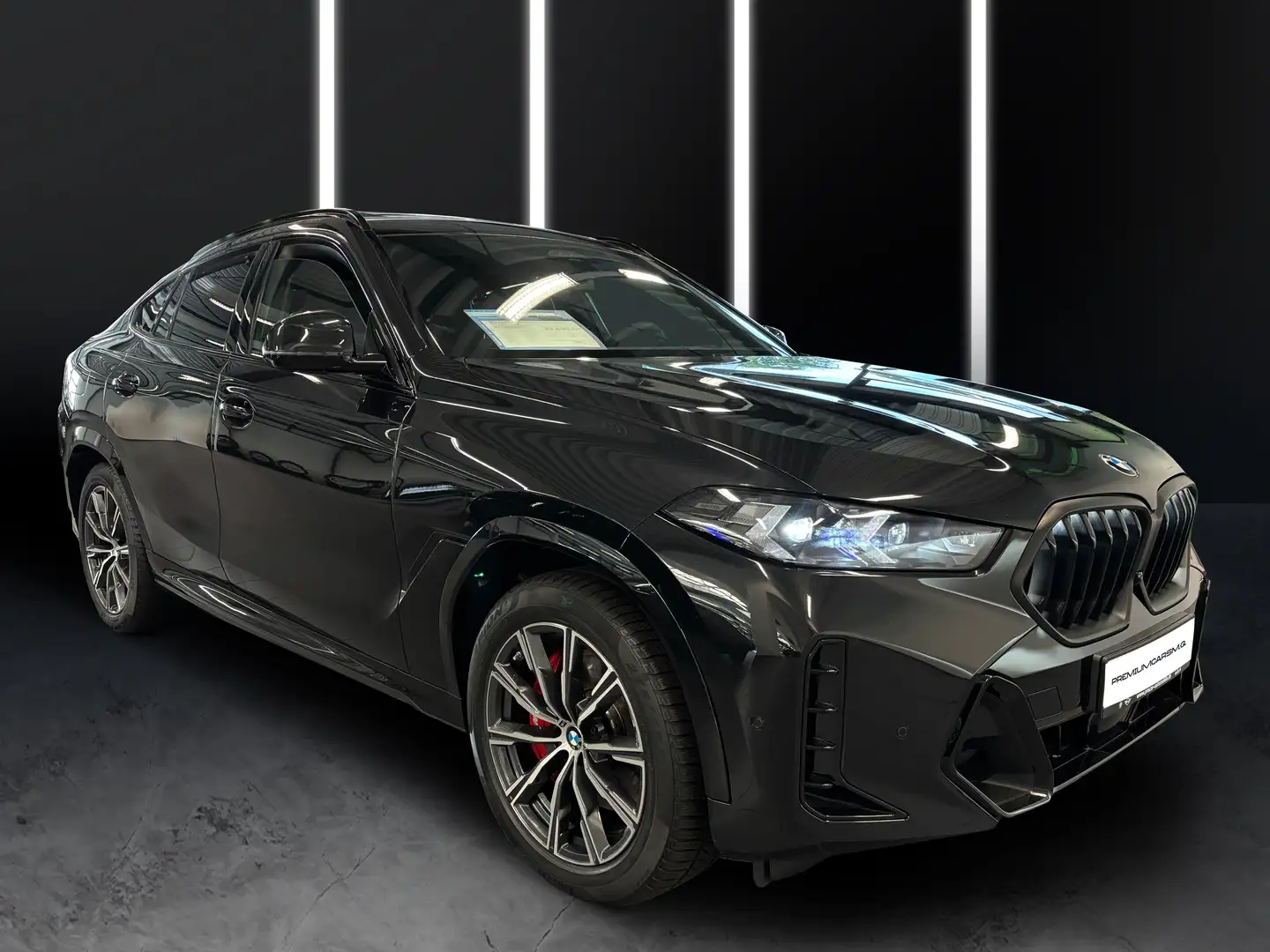 BMW X6 40 d xDrive M Sport Schwarz - 1