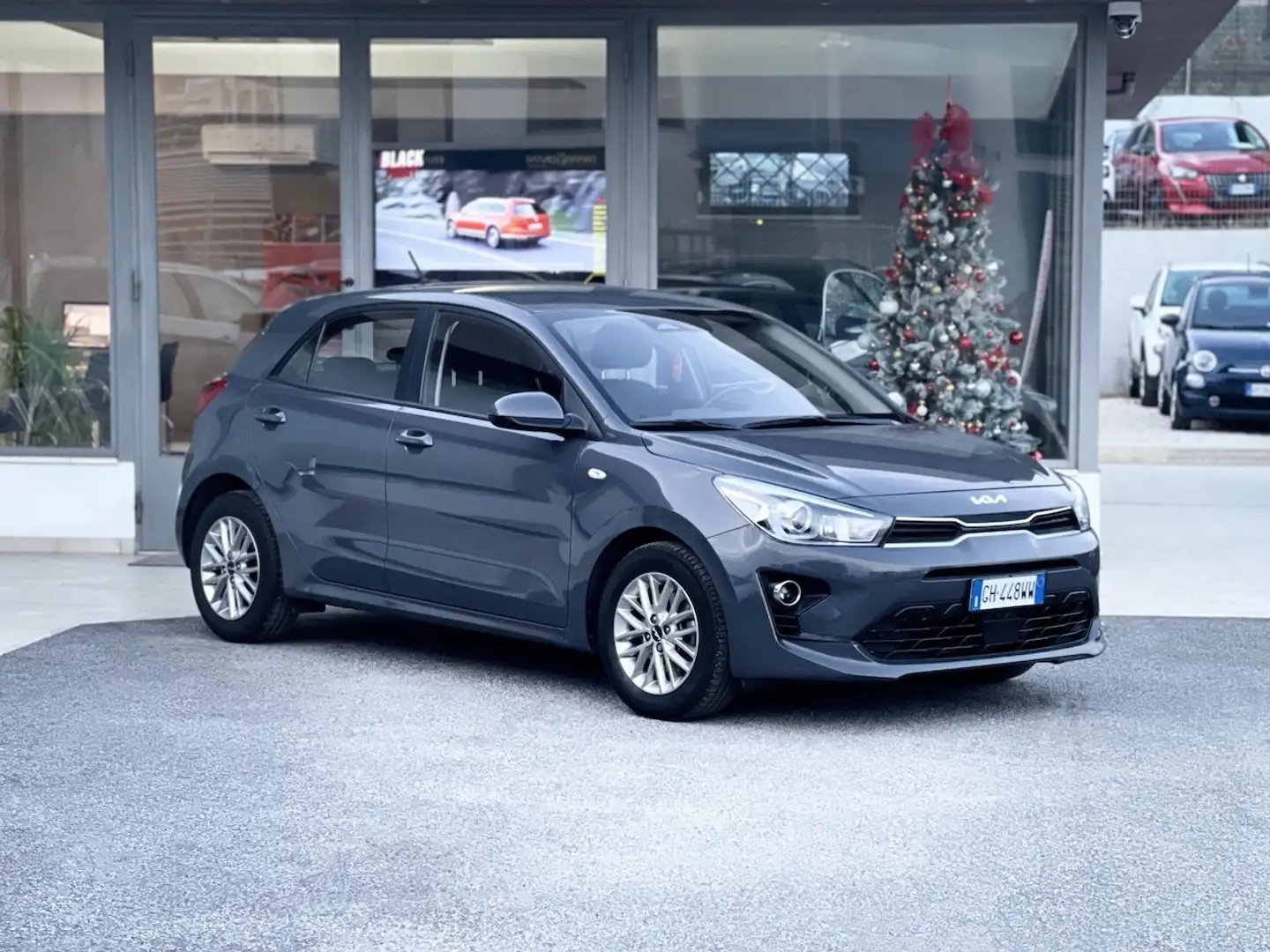 Kia Rio 1.0 MHEV 100CV E6 - 2022 Gris - 1