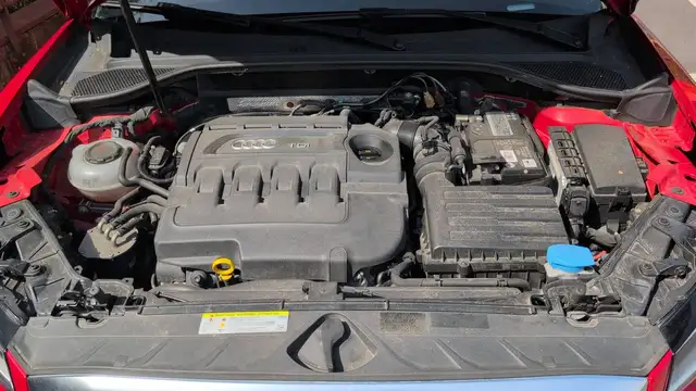 Audi Q2 view 15