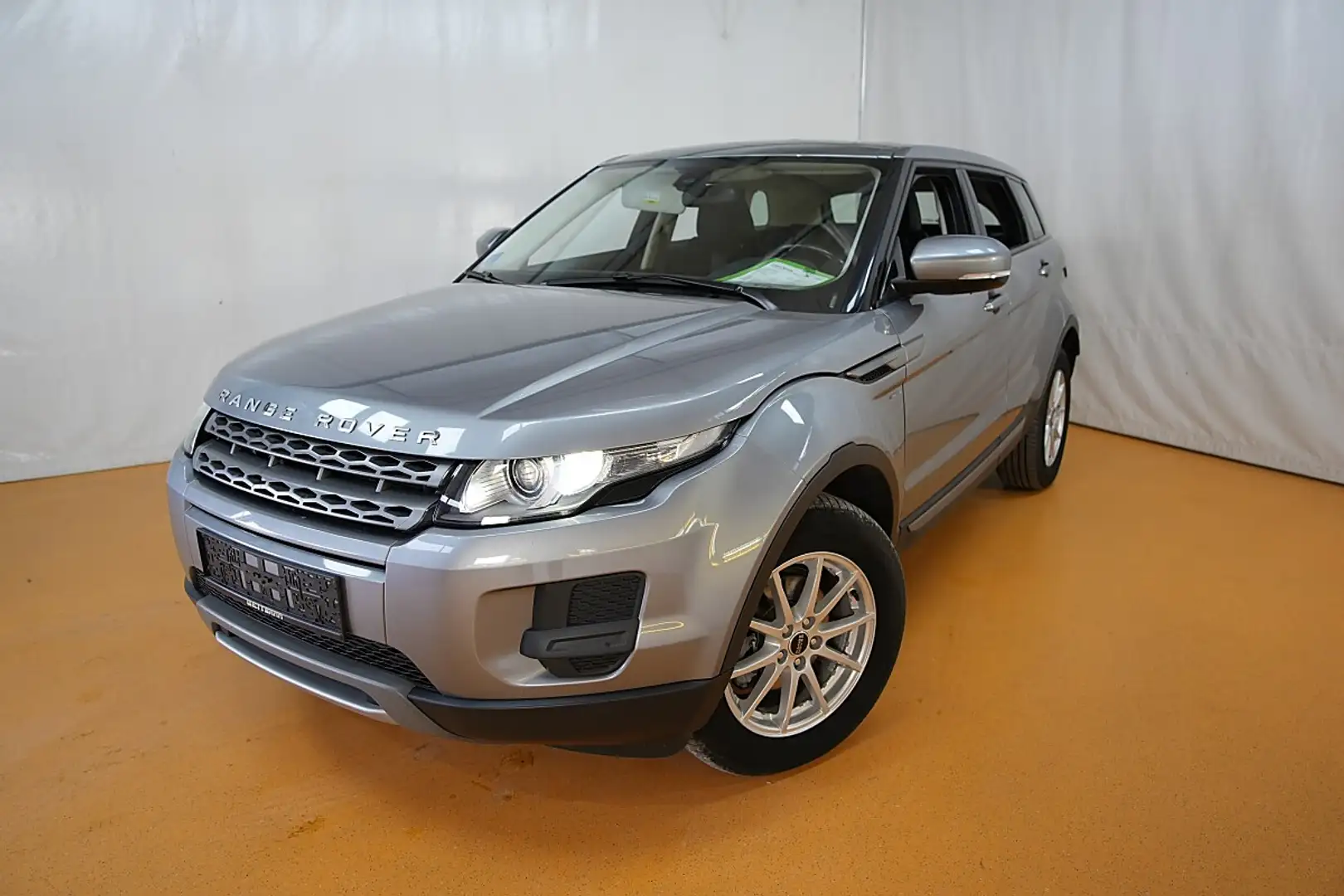Land Rover Range Rover Evoque Pure 2,2 TD4 Aut. Grau - 1