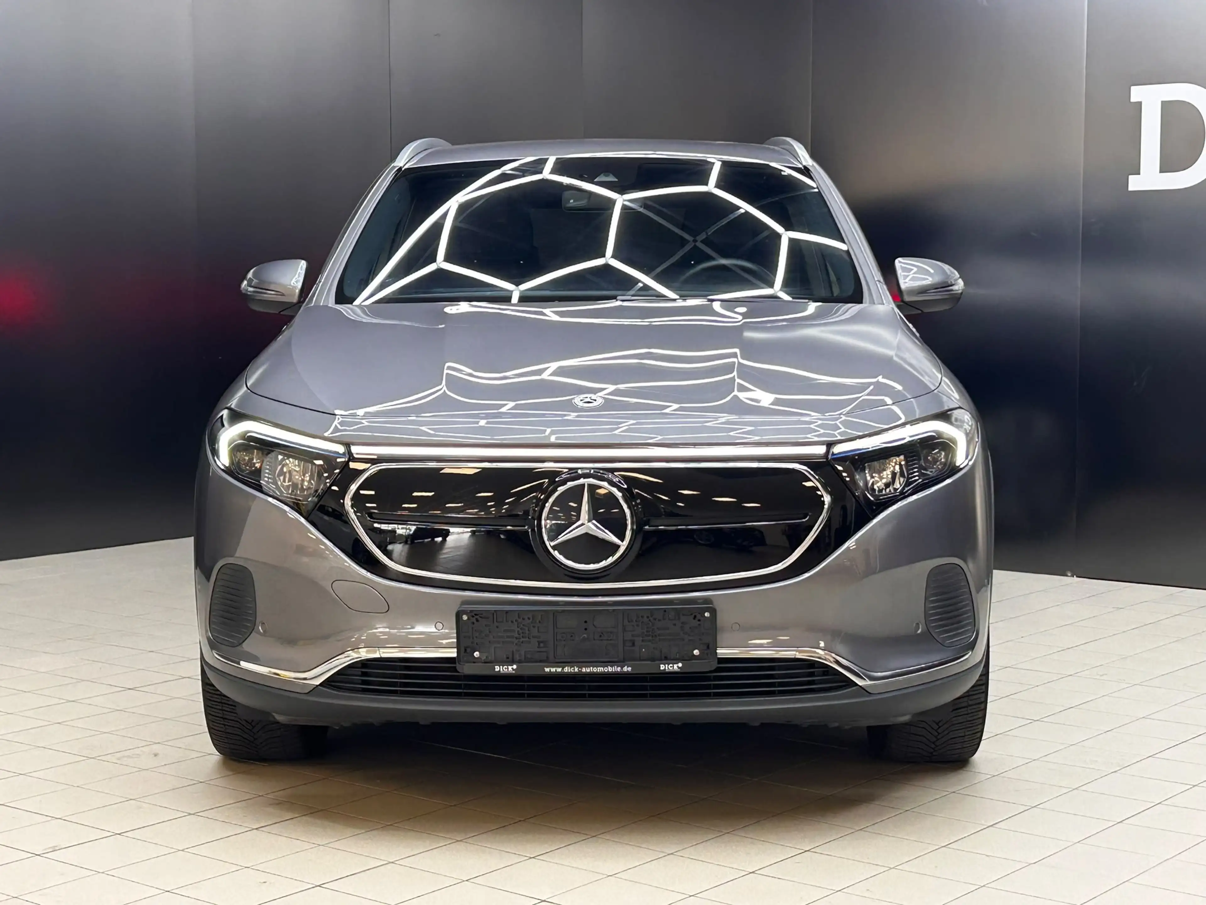 Mercedes-Benz EQA 250 Progres WIDES+LED+NAVI+SHZ+KAMERA+TEMPO+ — photo 3
