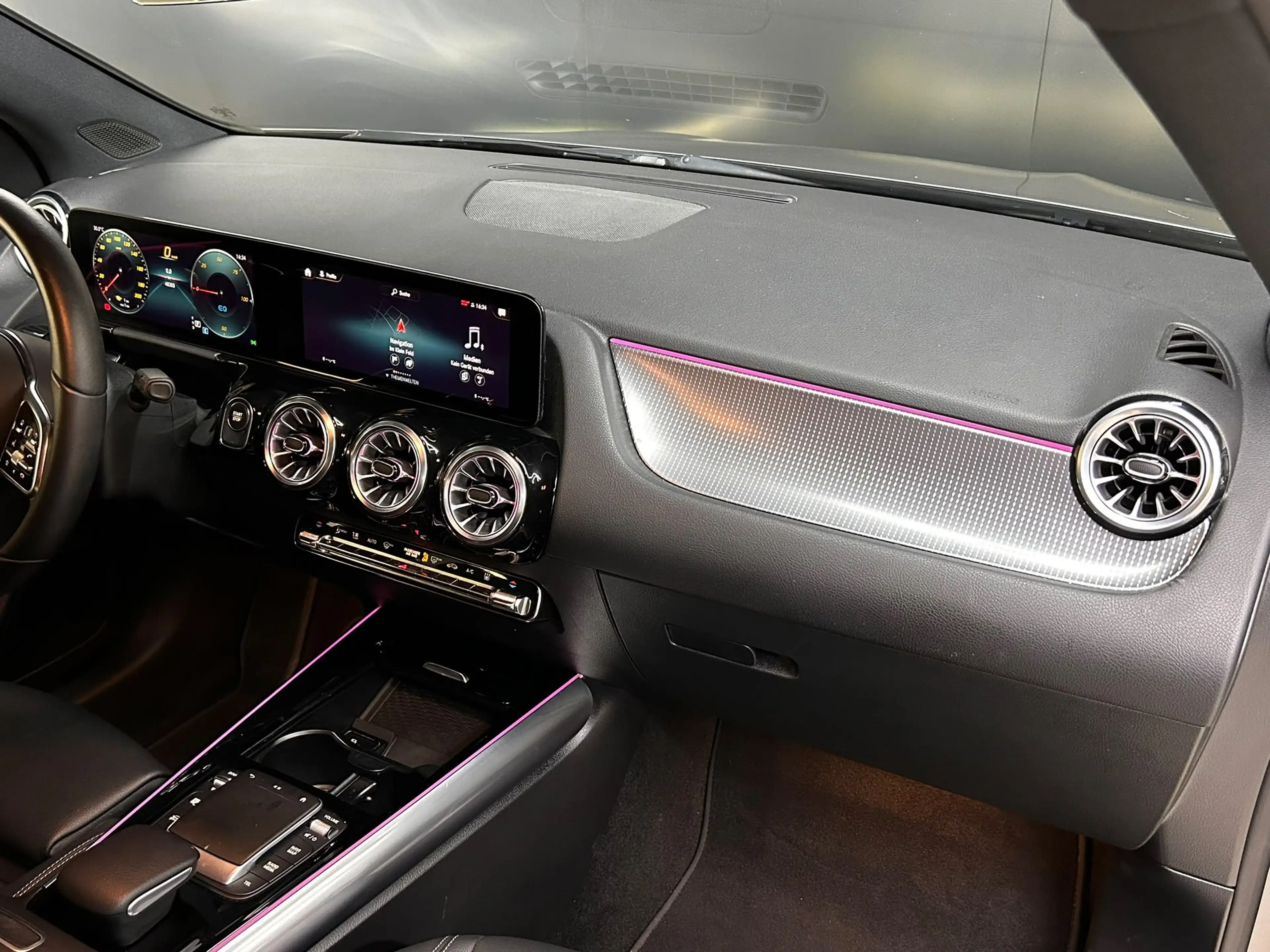 Mercedes-Benz EQA 250 Progres WIDES+LED+NAVI+SHZ+KAMERA+TEMPO+ — photo 15