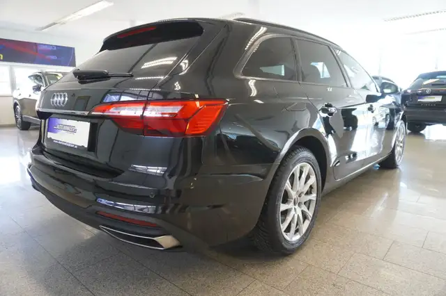 Audi A4 view 5