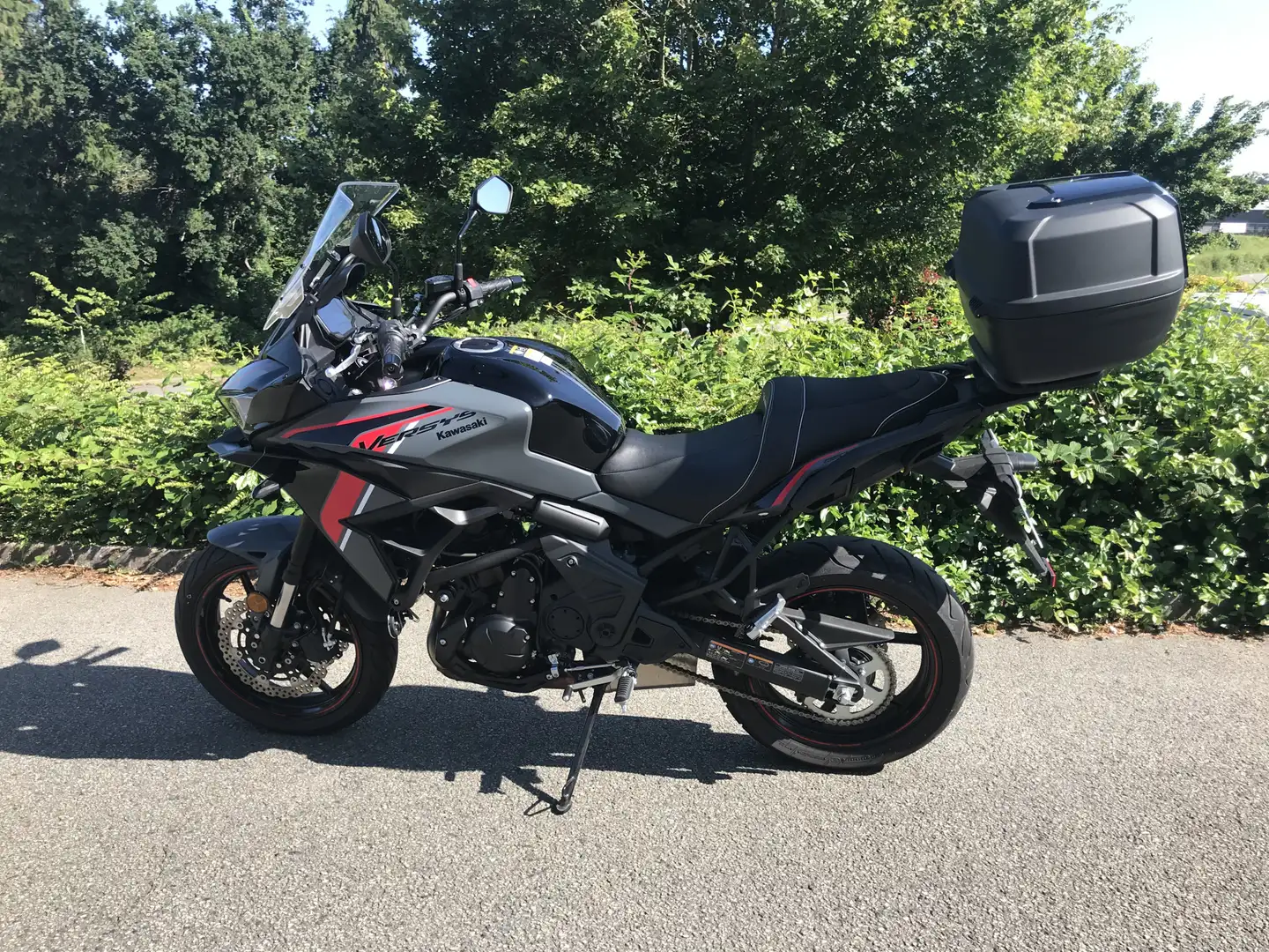 Kawasaki Versys 650 Zwart - 1